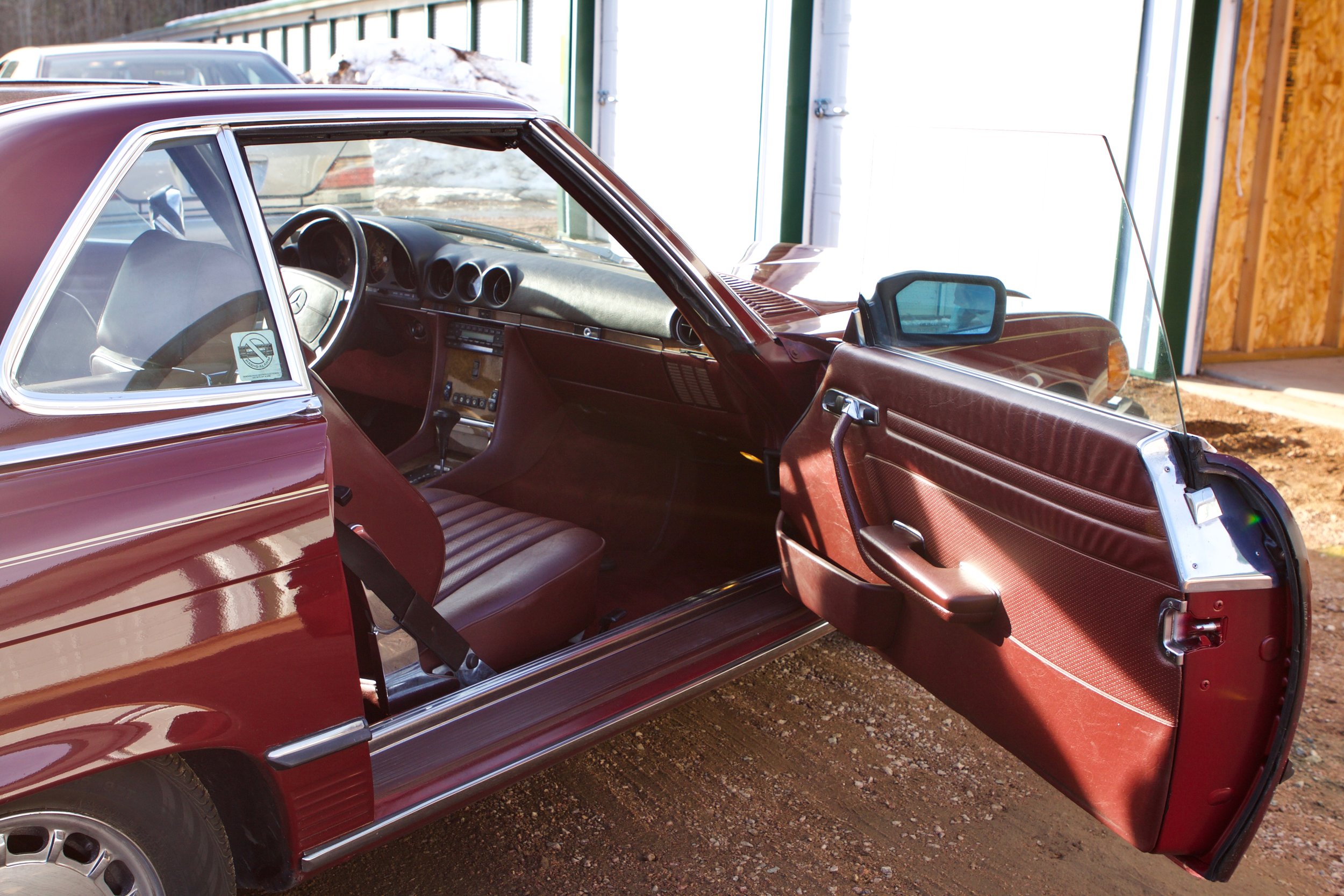 MB Burgundy 560SL  - 33.jpg