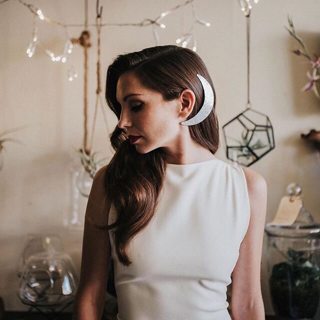 Over the moon 🌙 
Hair by @dre_donoghue @dre_donoghue_bridal .
.
Photographer @brianaautran 
Makeup @emilydawnhmu 
Hair @dre_donoghue_bridal 
Model @katewinsy 
Dress/ headpiece @wildflowerbridal 
Location @floraasheville .
.
.
#ashevillebride #ashevi