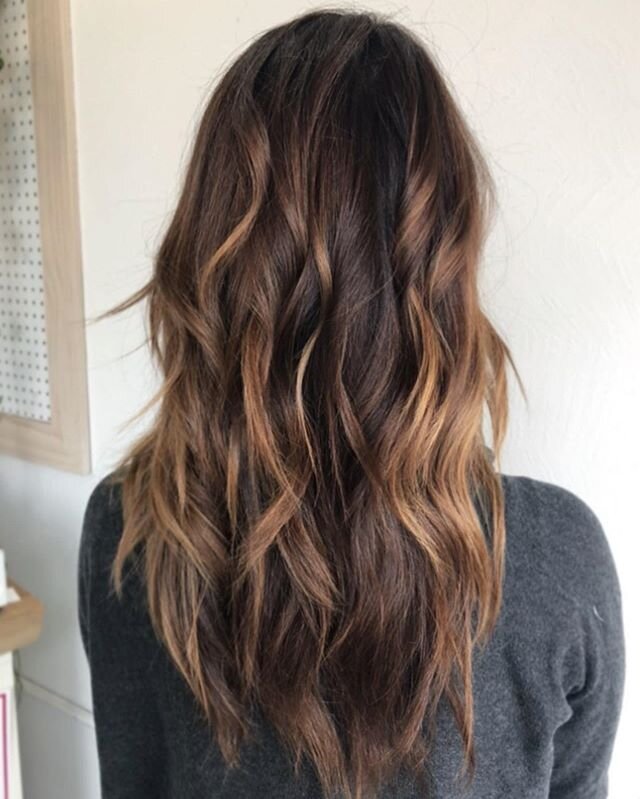 Balayage ribbons by @hairbykirstenandrews to make an appointment with Kirsten, text her at (970) 946-8803 &bull;
&bull;
&bull;#ashevillehair #avltoday #wnc  #avl #ashevillesalon #onhaywood #westashevillehair #westasheville #wavl