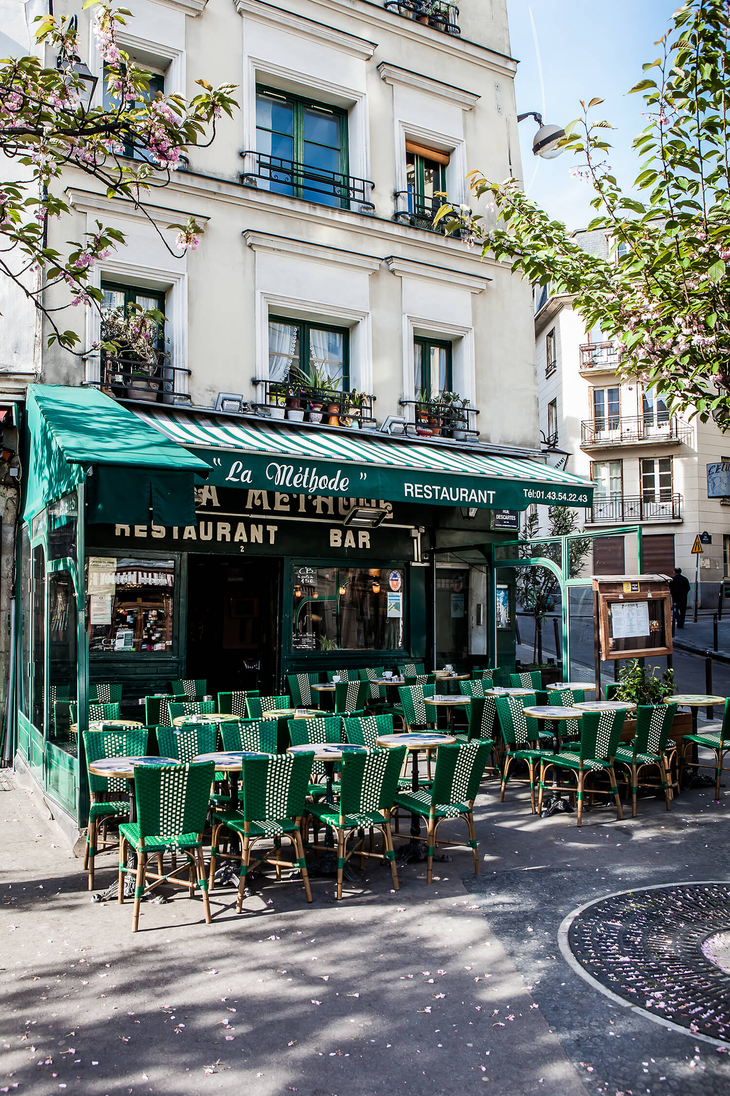 paris_cafe.jpg