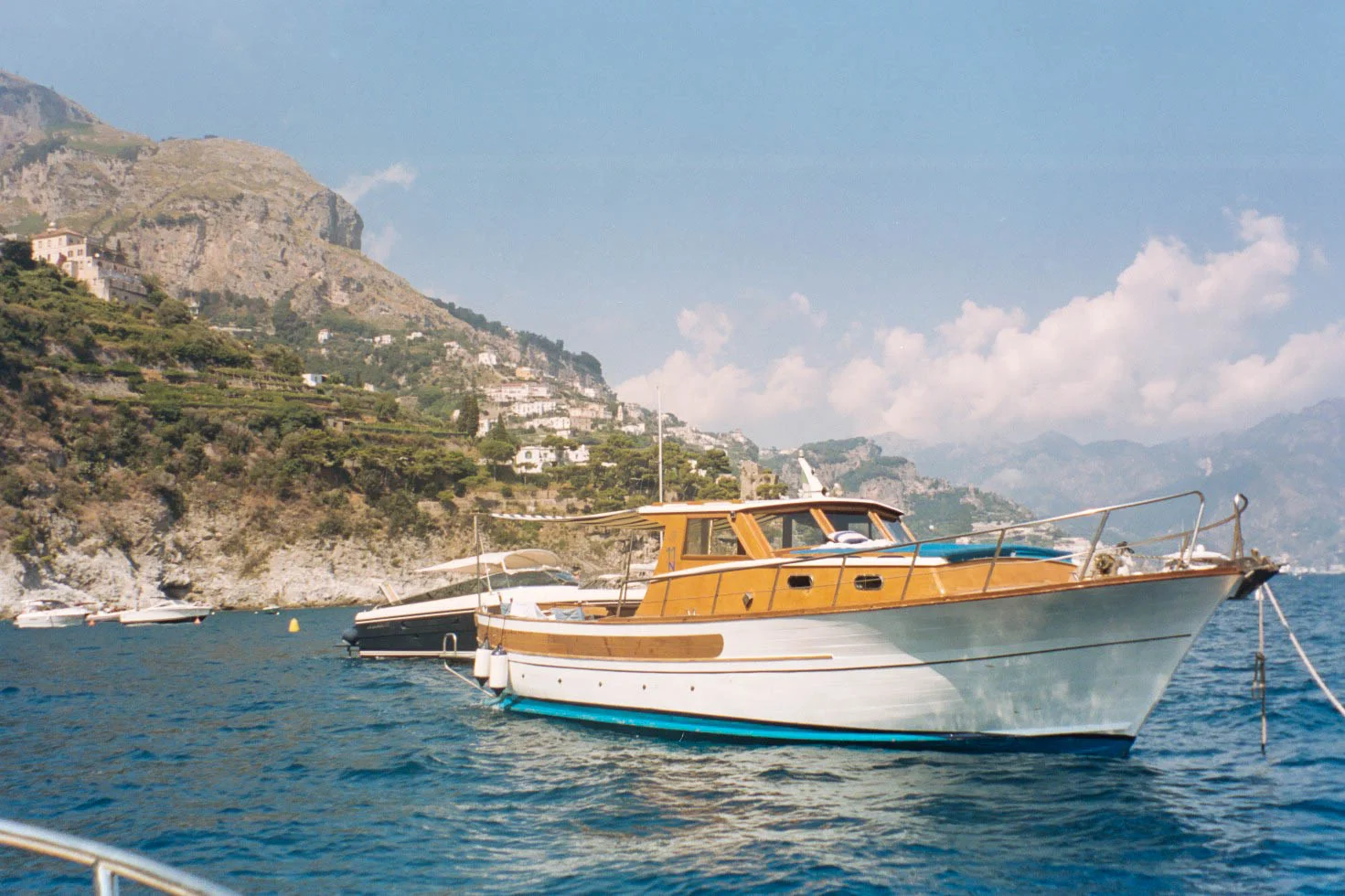 AAA008A.jpg