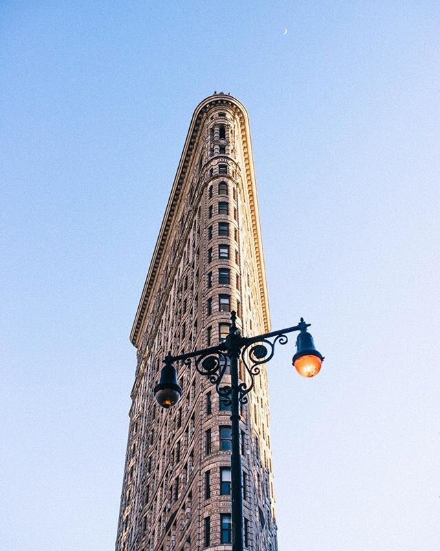 It&rsquo;s been a while since I picked up a camera and just walked around. As much as I love NYC it drains you every now and then. So yesterday instead of going straight home after work I decided to walk around and I eventually reached the flatiron b