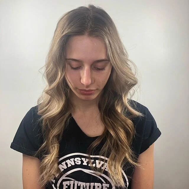 Are you Valentines ready??? Book with me this week!
.
.
.
#valentinesday #datenight #pittsburghhairstylist #pittsburghhair #pghhair #pittsburghsalon