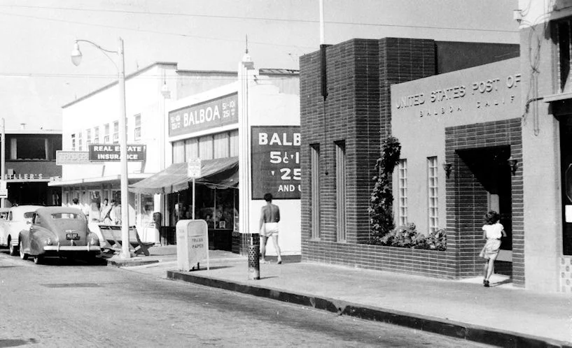 The Balboa Post Office, circa 1952 (courtesy the Orange County Archives).