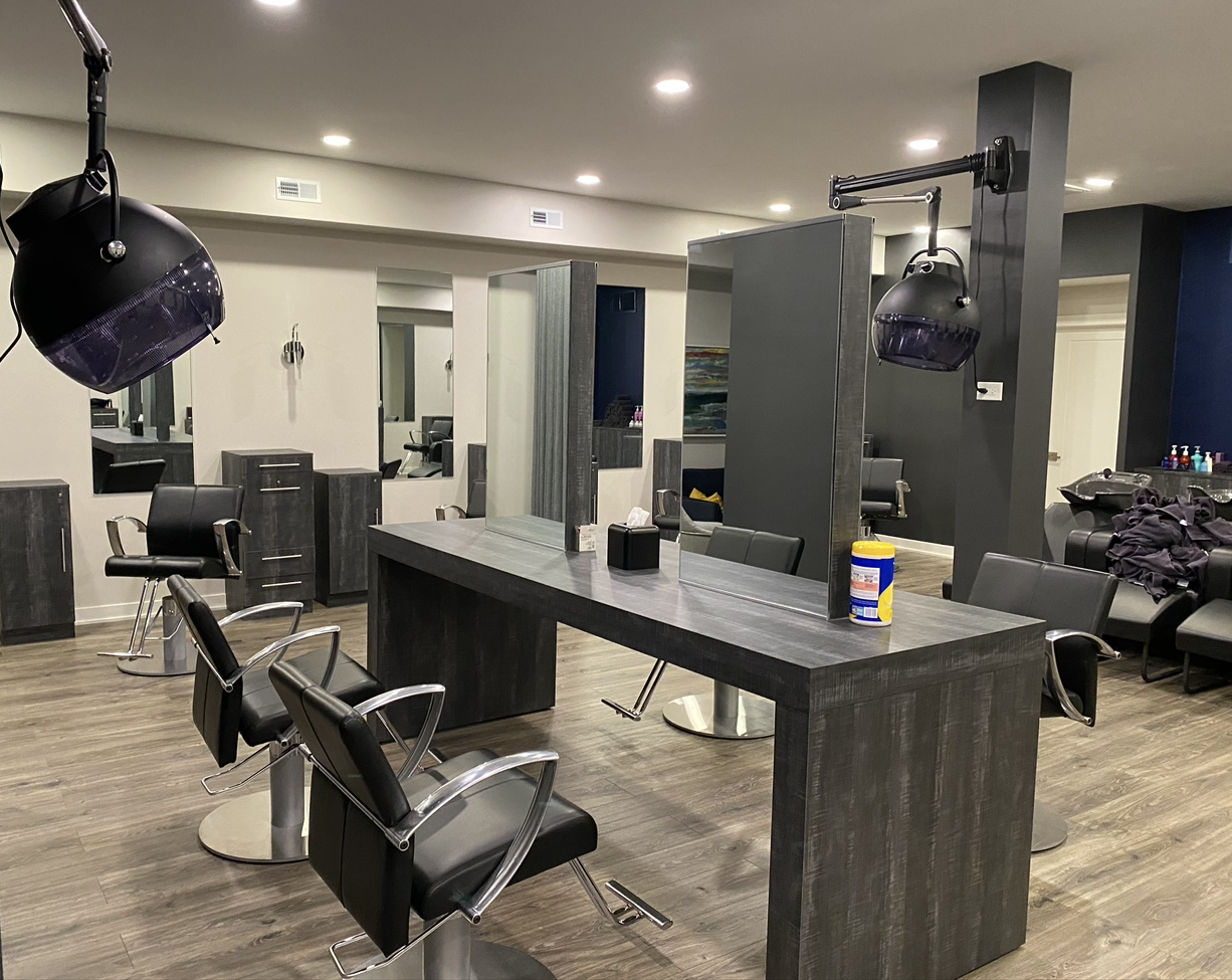 Salon booth rental stations at Salon Sapphire in Clarendon Hills IL