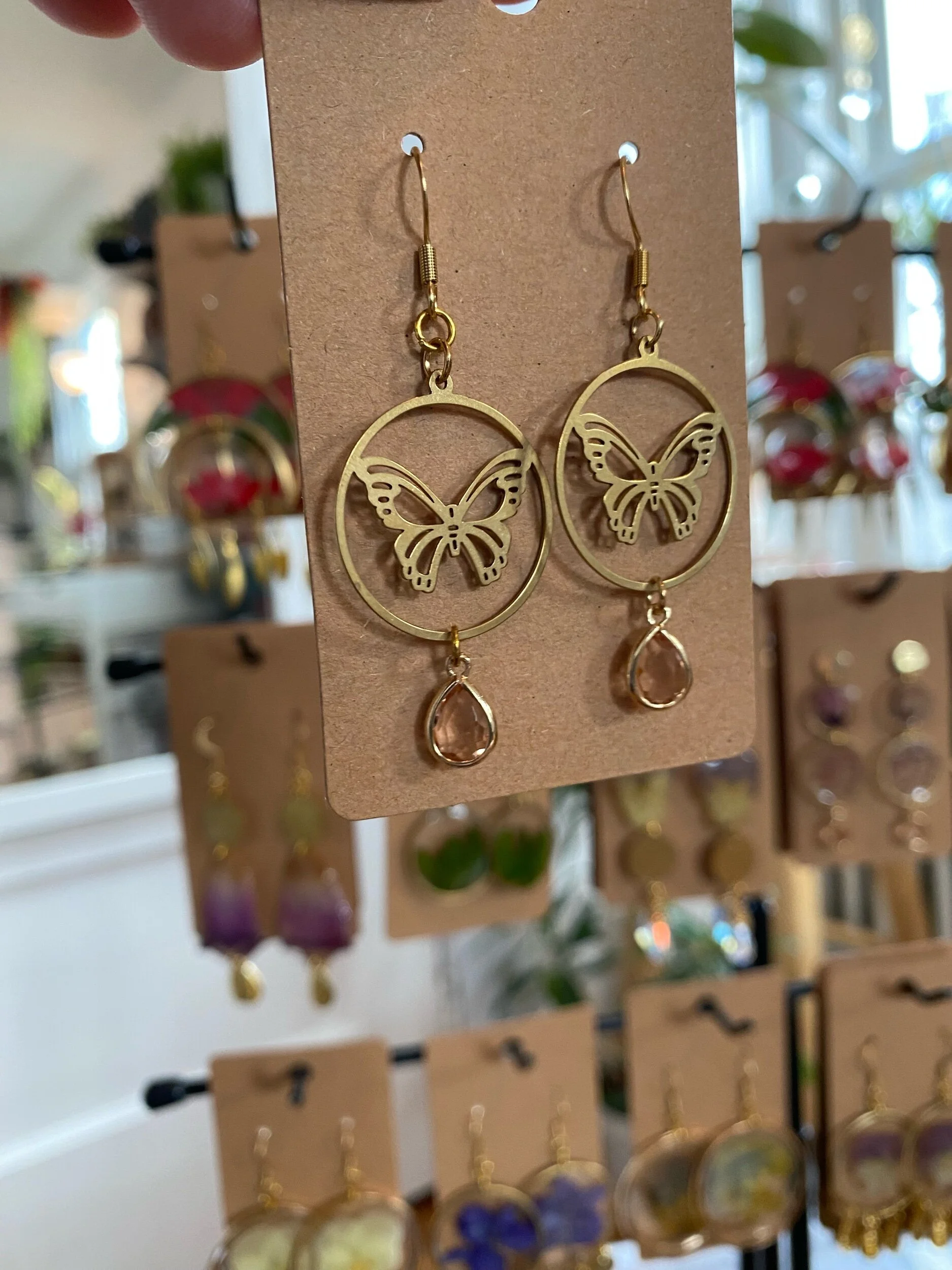 8BA97F83-50E4-4A4B-A3C1-3B3E75F28B90