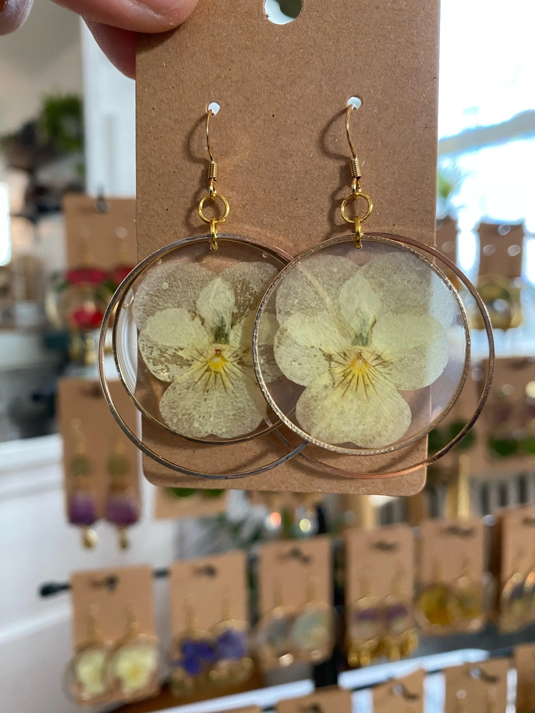 D7C166BB-41D7-4CD6-AA5C-6897FD11E394