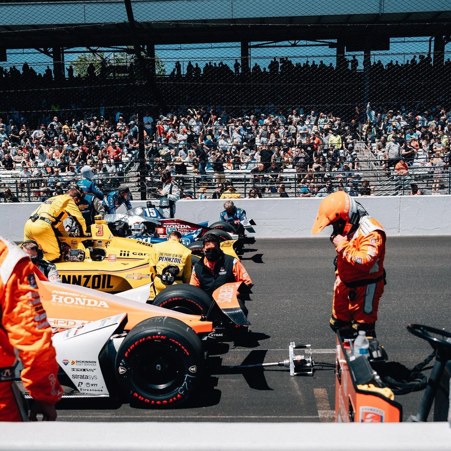 INDY500 - largest sporting event since COVID
&bull;
&bull;
&bull;
Thanks @grahamrahal for letting us tag along #fujifilm #video #documentary #videography #cinematography #fujifilmx100v #lifeontour #cars #indy500 #indiana #indycars #travismathew #indi