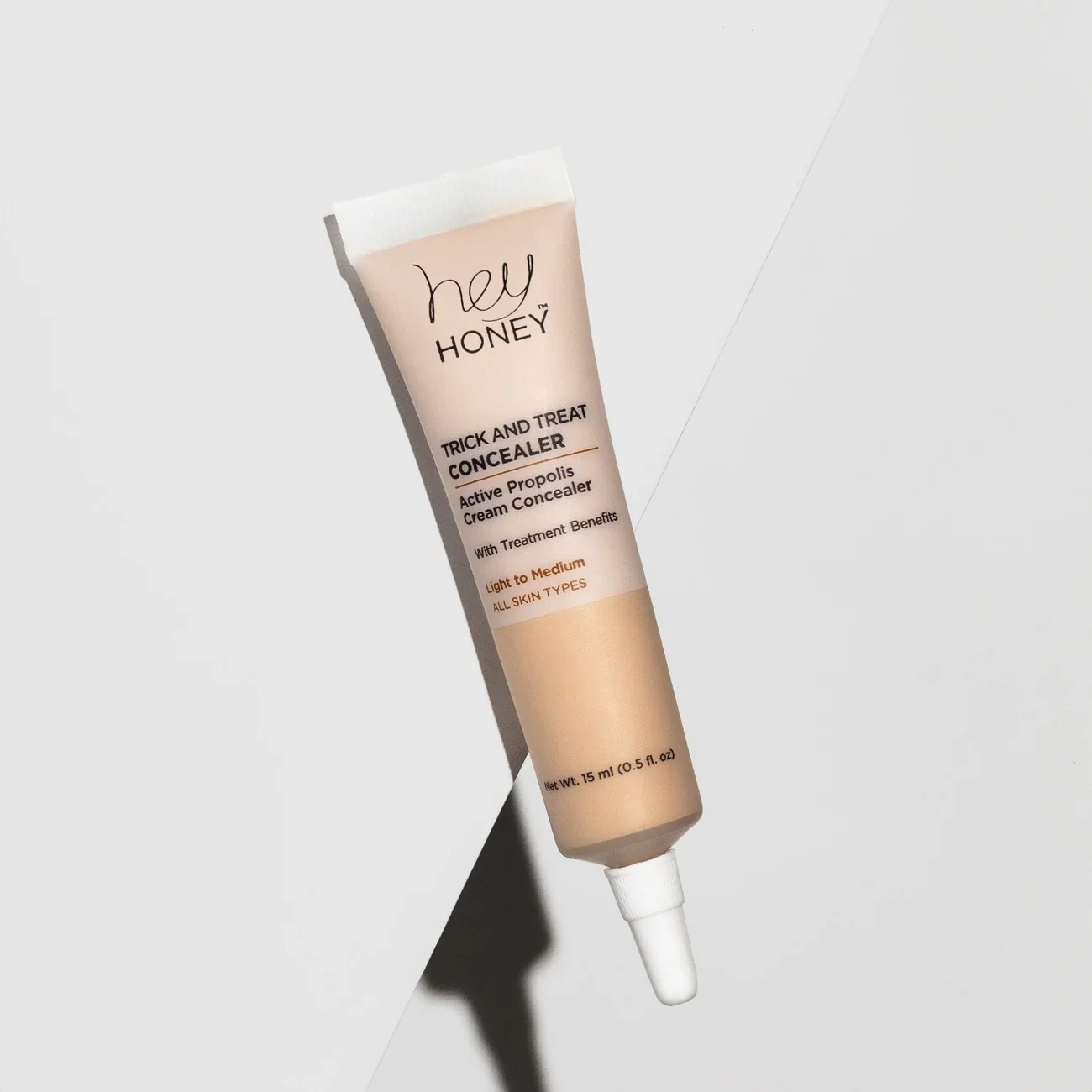 trick-treat-concealer-active-propolis-cream-concealer-696319 Light to Medium.webp