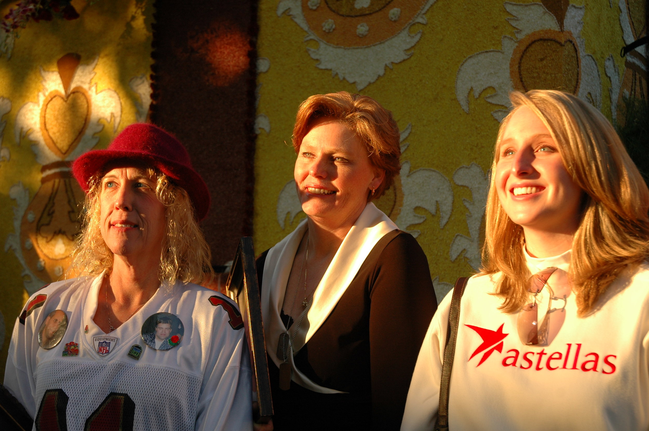 Donna Warren, Kelli Jantz and Rachel Lenz enjoy the warmth of the early-morning sun on a cloudless Pasadena day. (Photo: Scott Weersing)