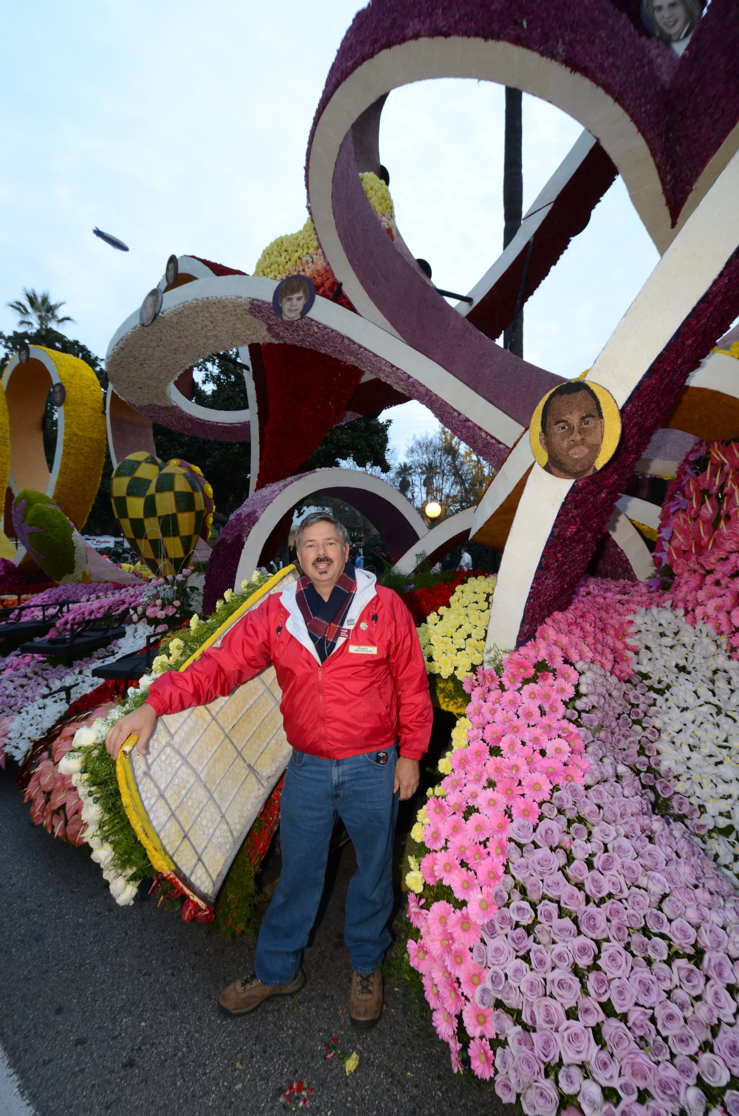 Driver Bill Arcudi prepared to take his position in the darkness of the float's undercarriage. (Photo: Scott Weersing)