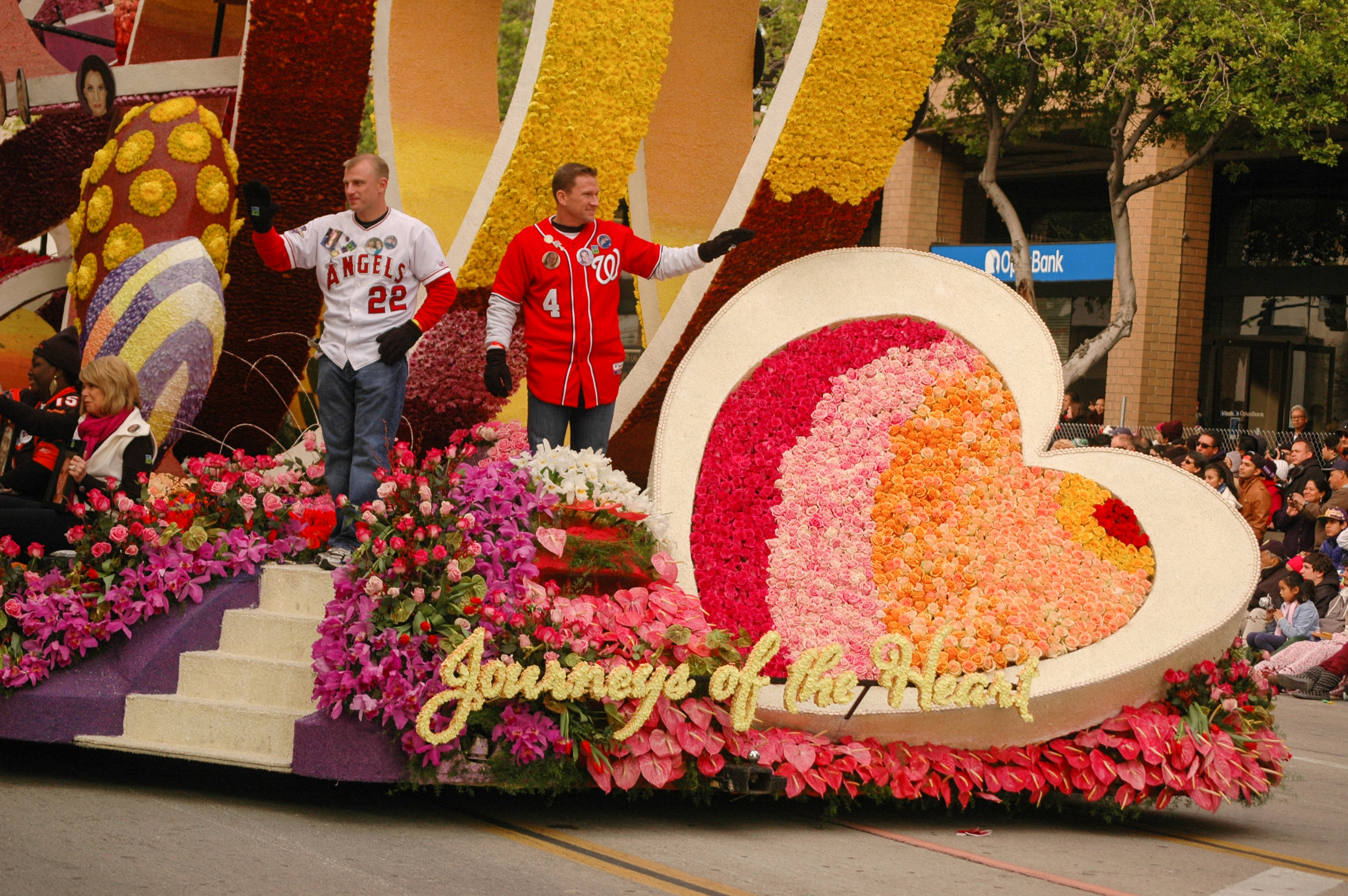 The float's dedication garden made for a striking image at the forefront of "Journeys of the Heart." (Photo: Scott Weersing)
