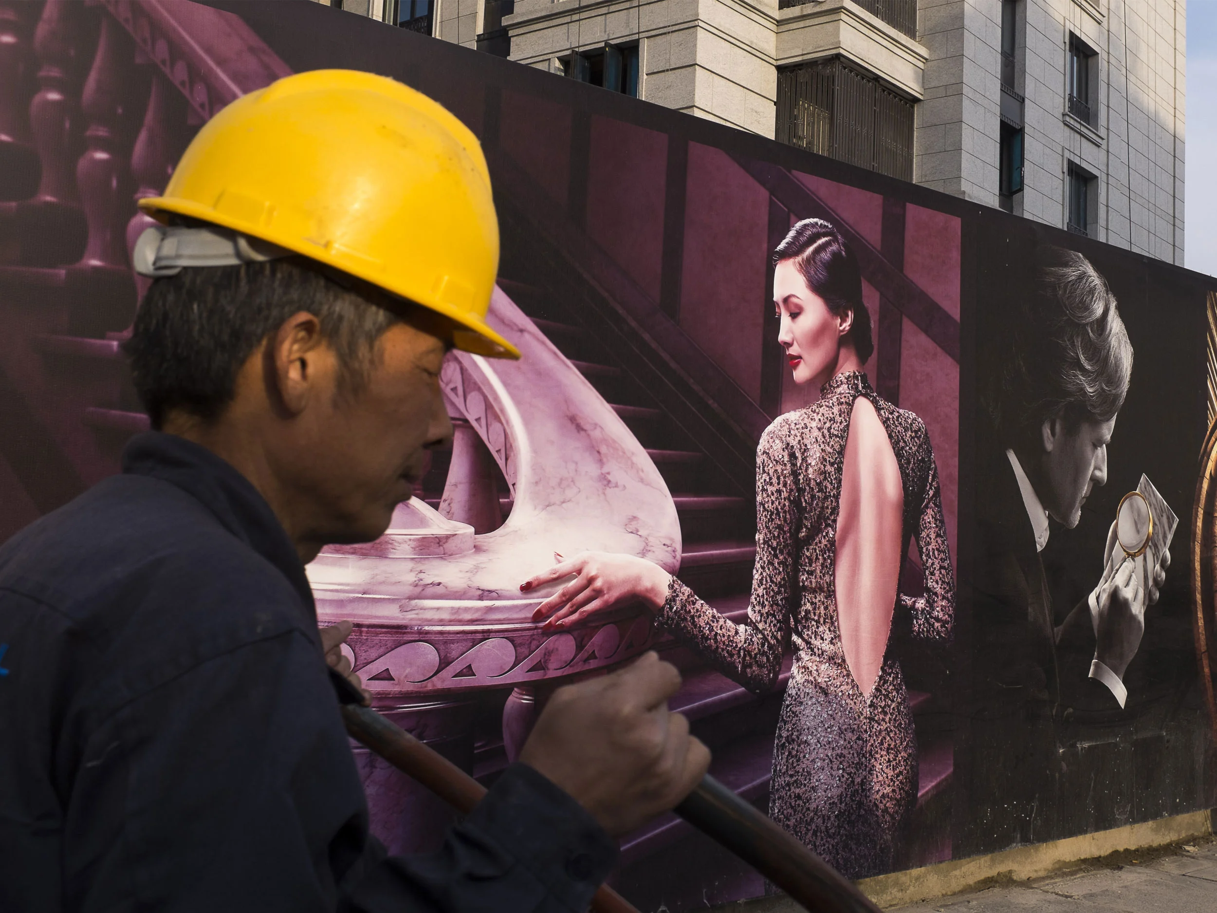 Hoardings-2500x1875.jpg