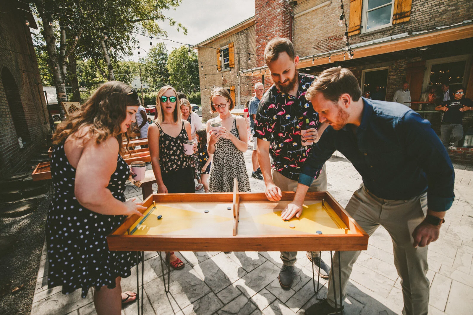 PHOTOGRAPHERS WEDDING GAME RENTALS