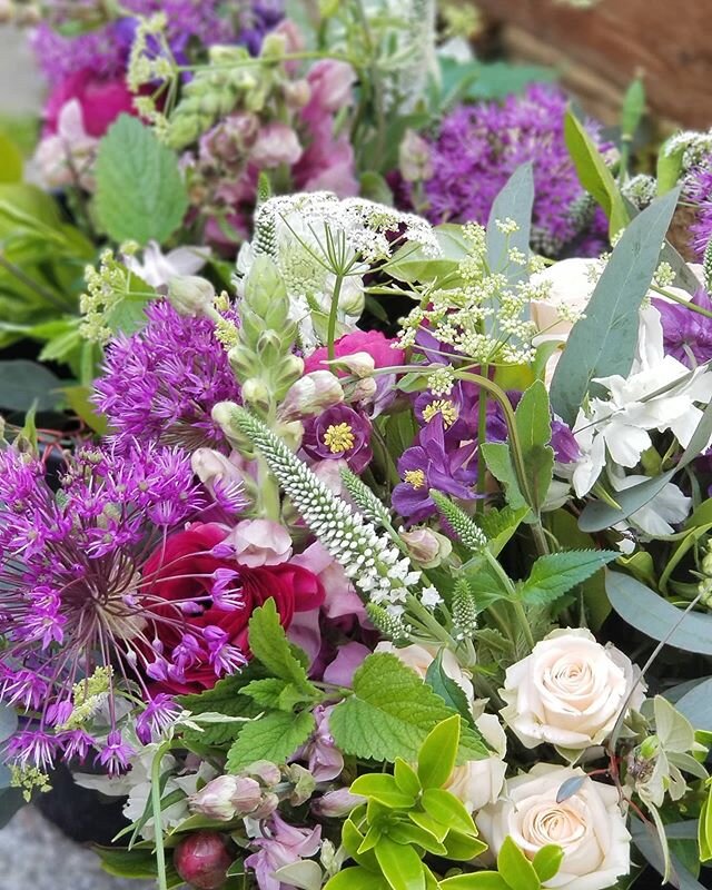 Buckets of beauty to be delivered today! So nice to share some local flowers with the stylists @vanityhairbellingham .Happy 1 year anniversary #bellinghamflorist #localherbs