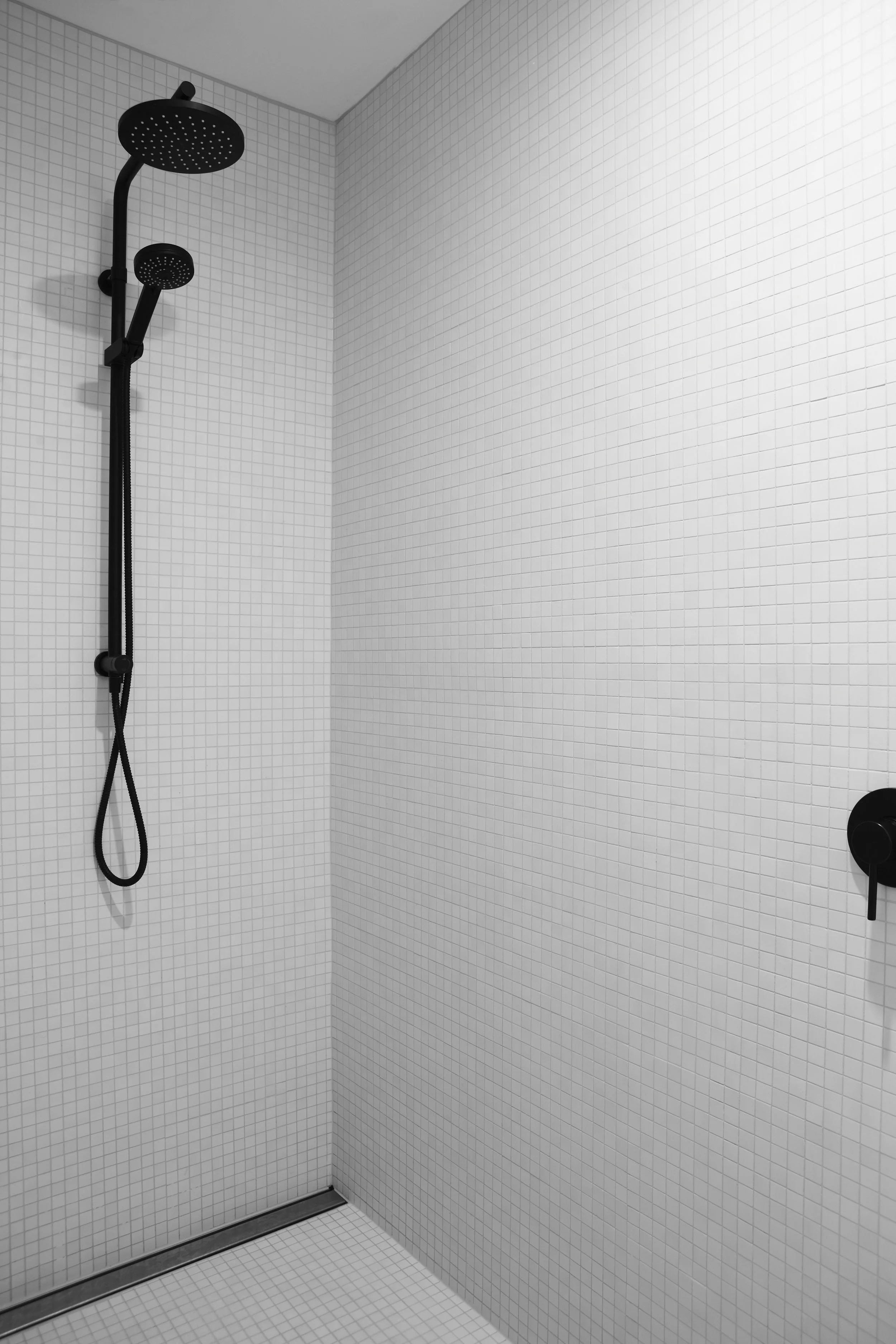 Bathroom 03.jpg