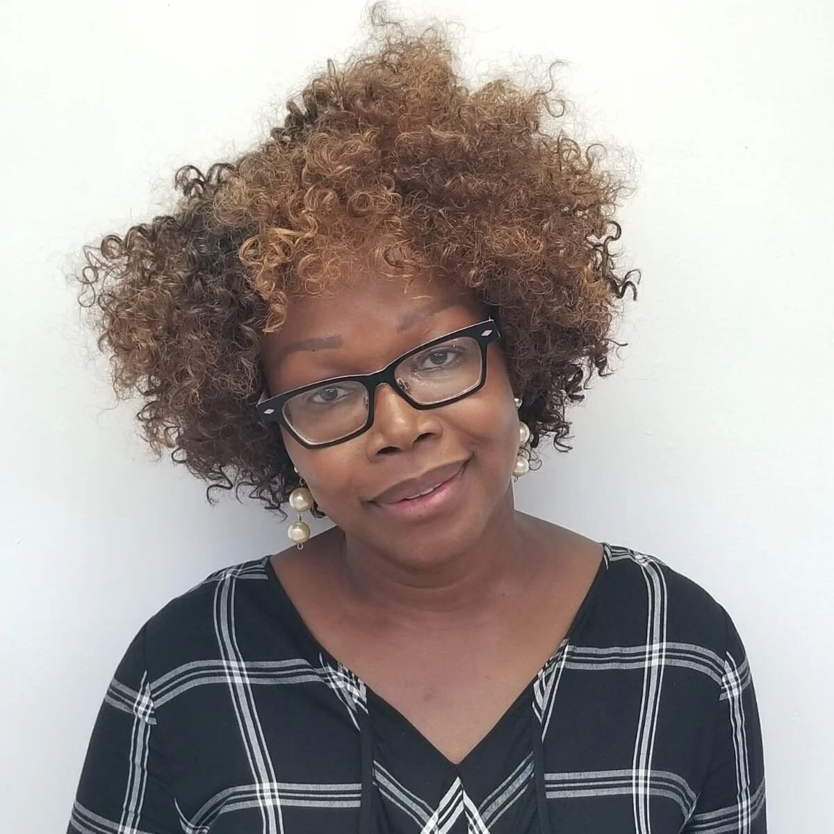 SANDRA - STUDIO MANAGER