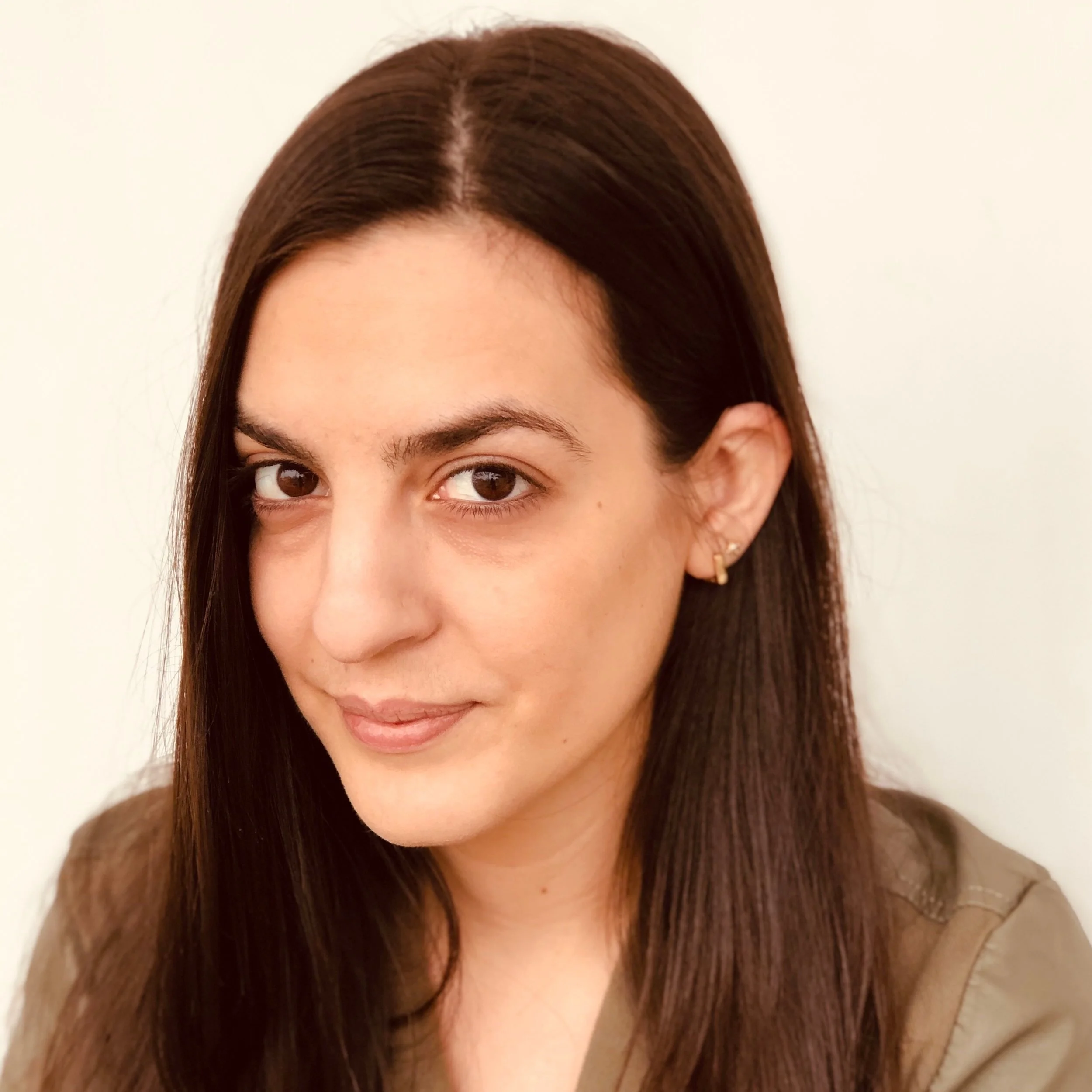 LILIANA - DANCE INSTRUCTOR