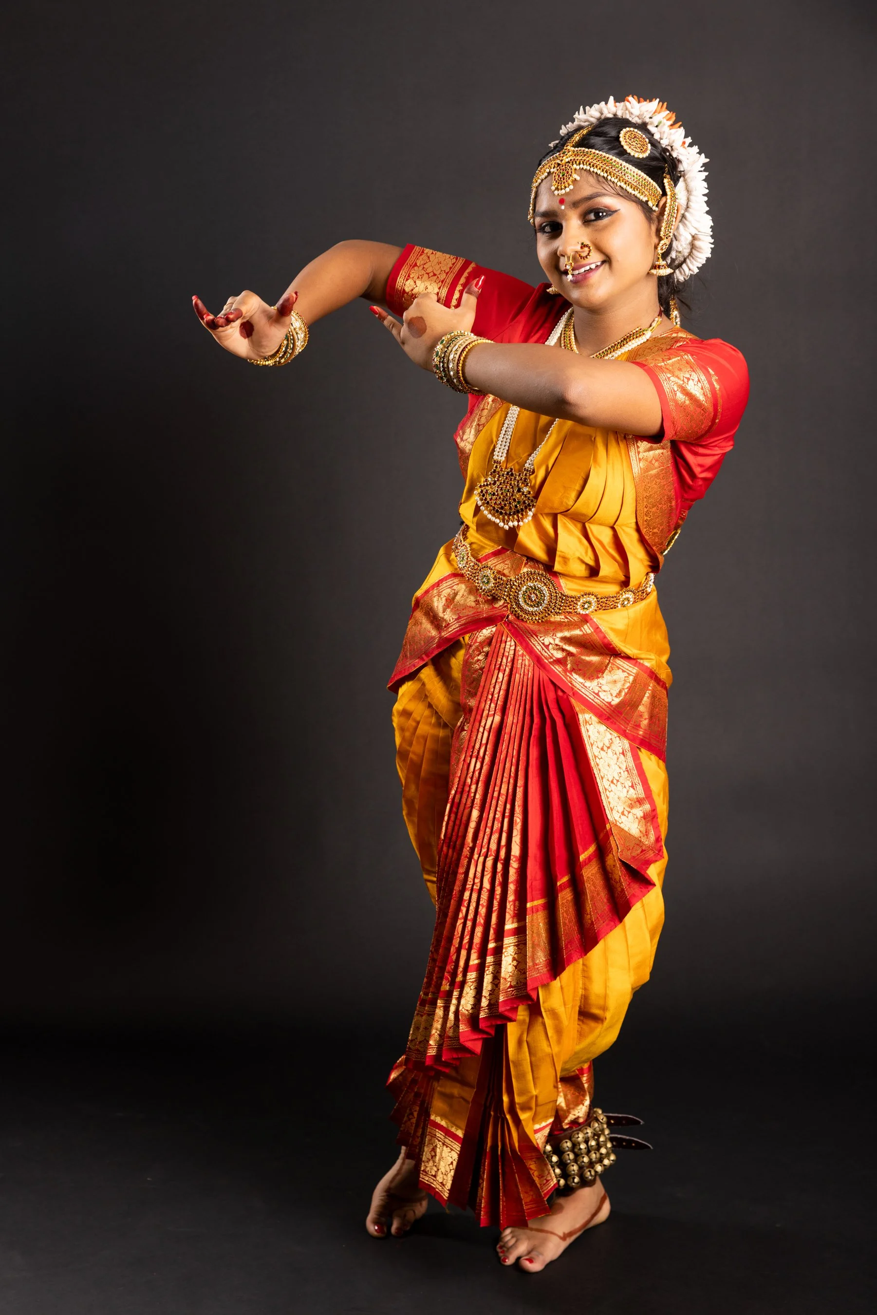 SariMakkiPhoto-Studio-YeshaPatel-10482.jpg