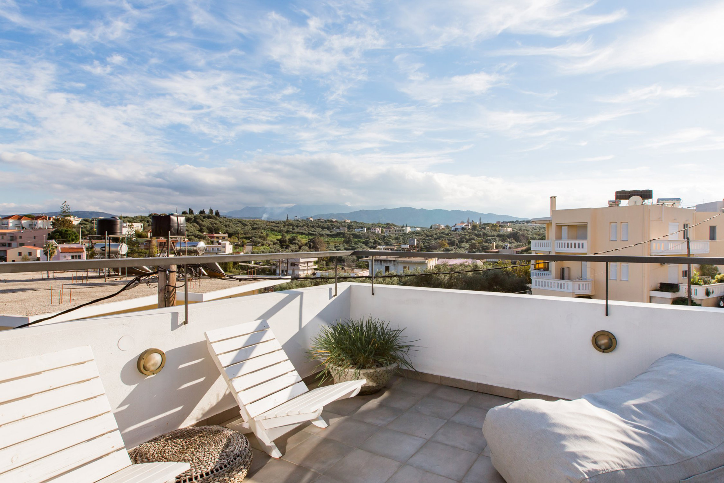 top floor sun terrace