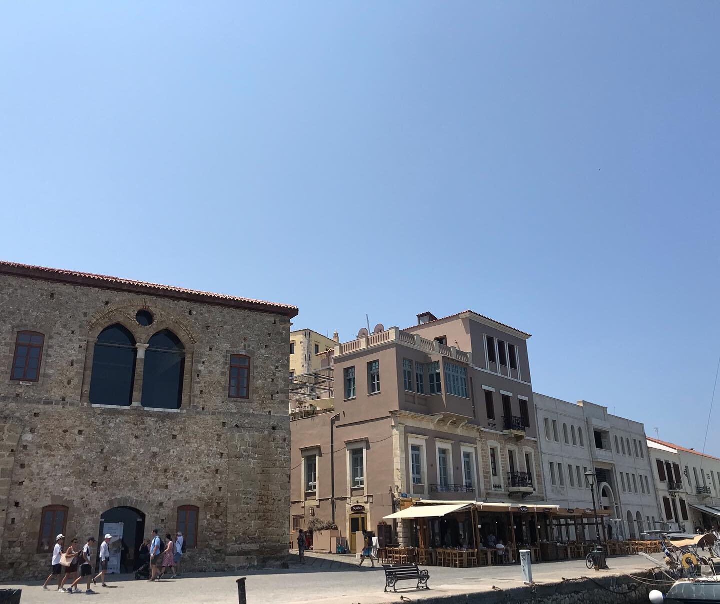 Old Venetian Harbor of Chania 💫💫an endless beauty ☀️☀️#visitgreece #greekislands #crete #chaniaoldtown #venetian #venetianharbor #travelphotography #amazing #endlesslove #bluesky #summervibes #vacation #villarental #behappy #happyvillachaniacrete