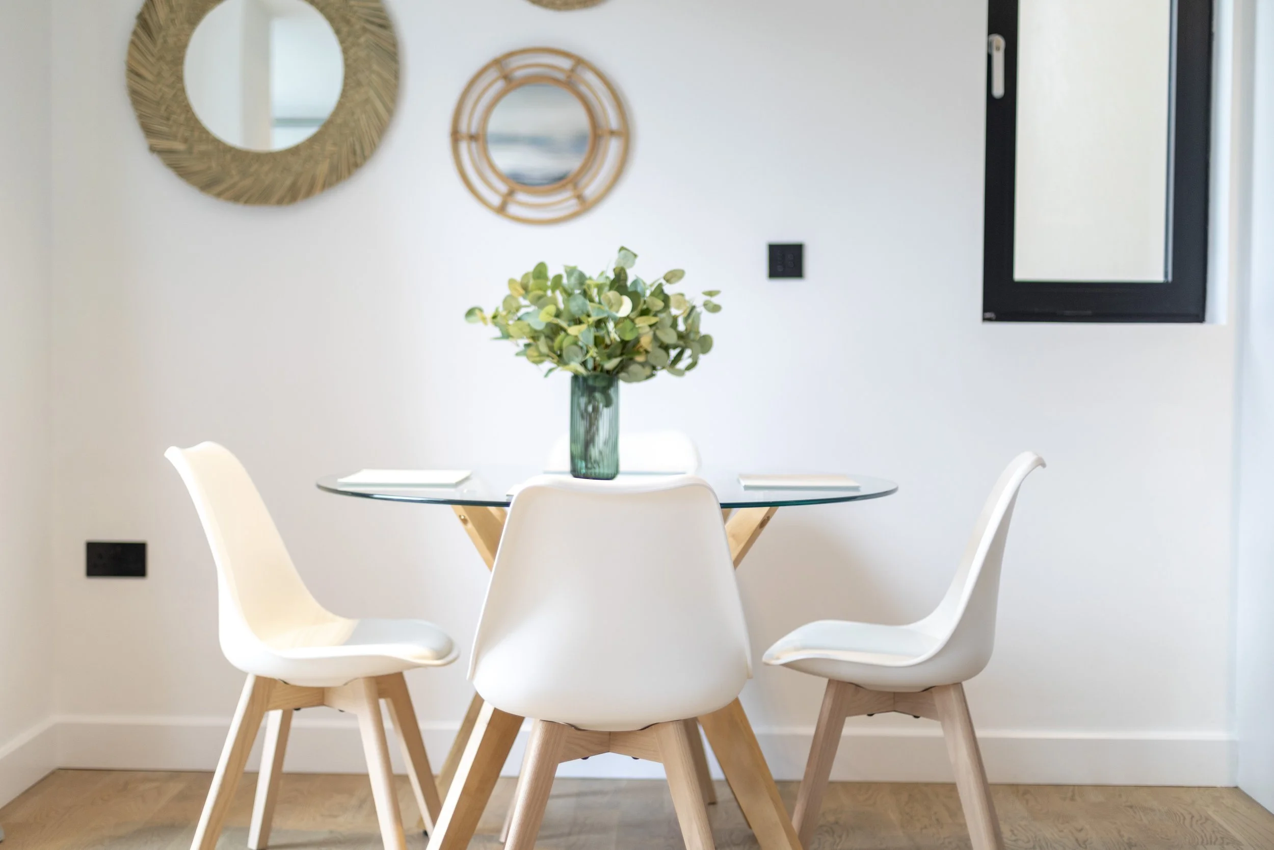 F6 Caversham Road NW529.jpg