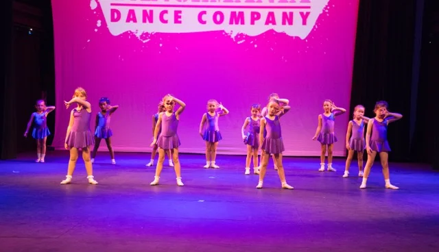 Dancemania. Girls Dance Classes in Oxfordshire