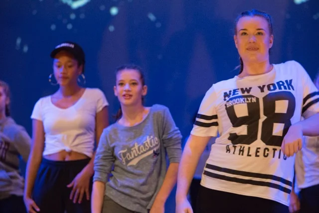 thumbnail_dancemania0472.jpg