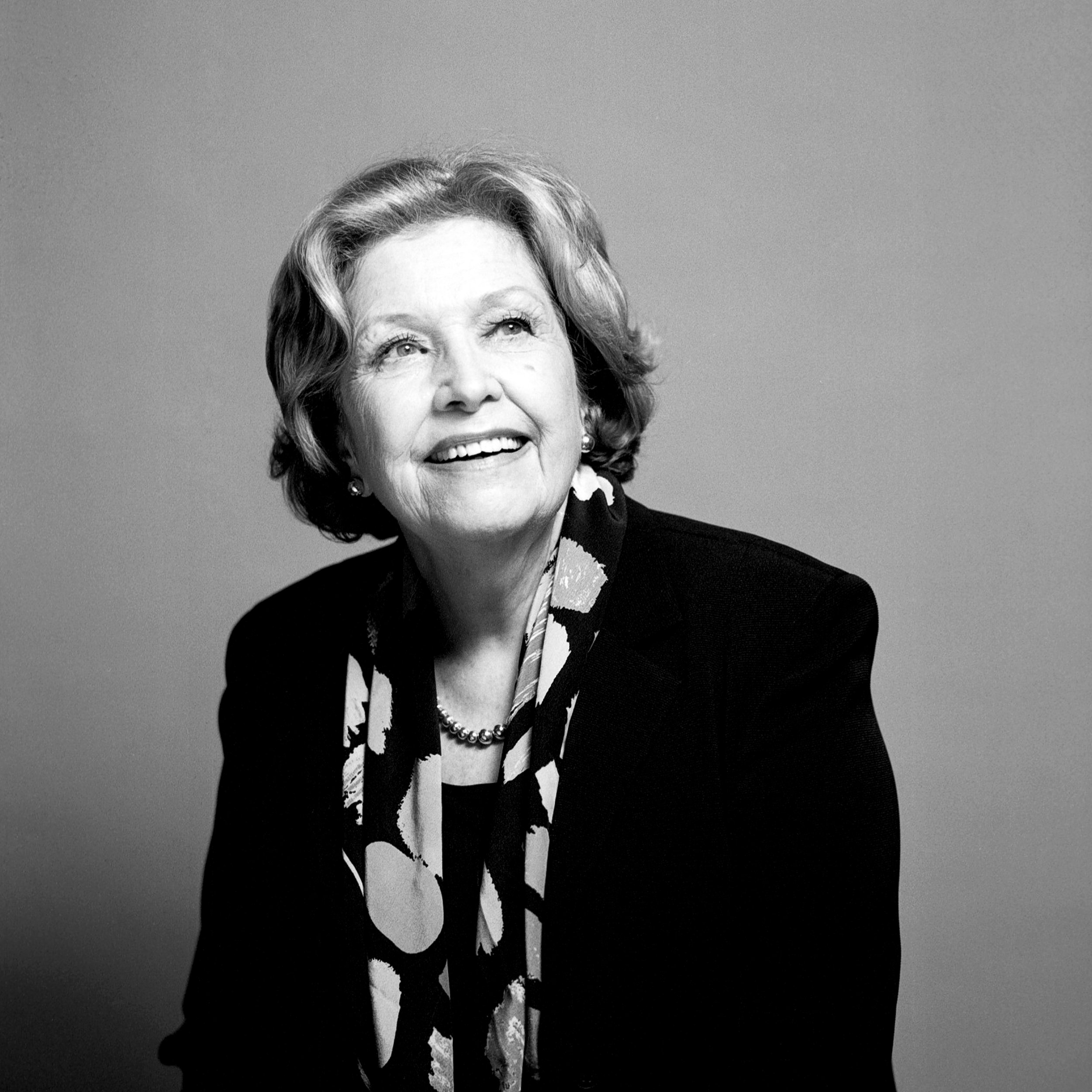 Anne Reid MBE.jpg