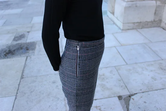 checked trouserssm7.jpg