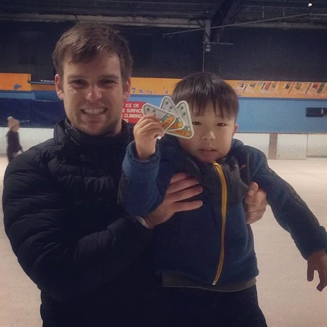 My little super skater Alex. I owed him his Tots 1 badge but he managed to pass Tots 2/3 in one go! Well done mate, keep skating fast and you'll improve no end.