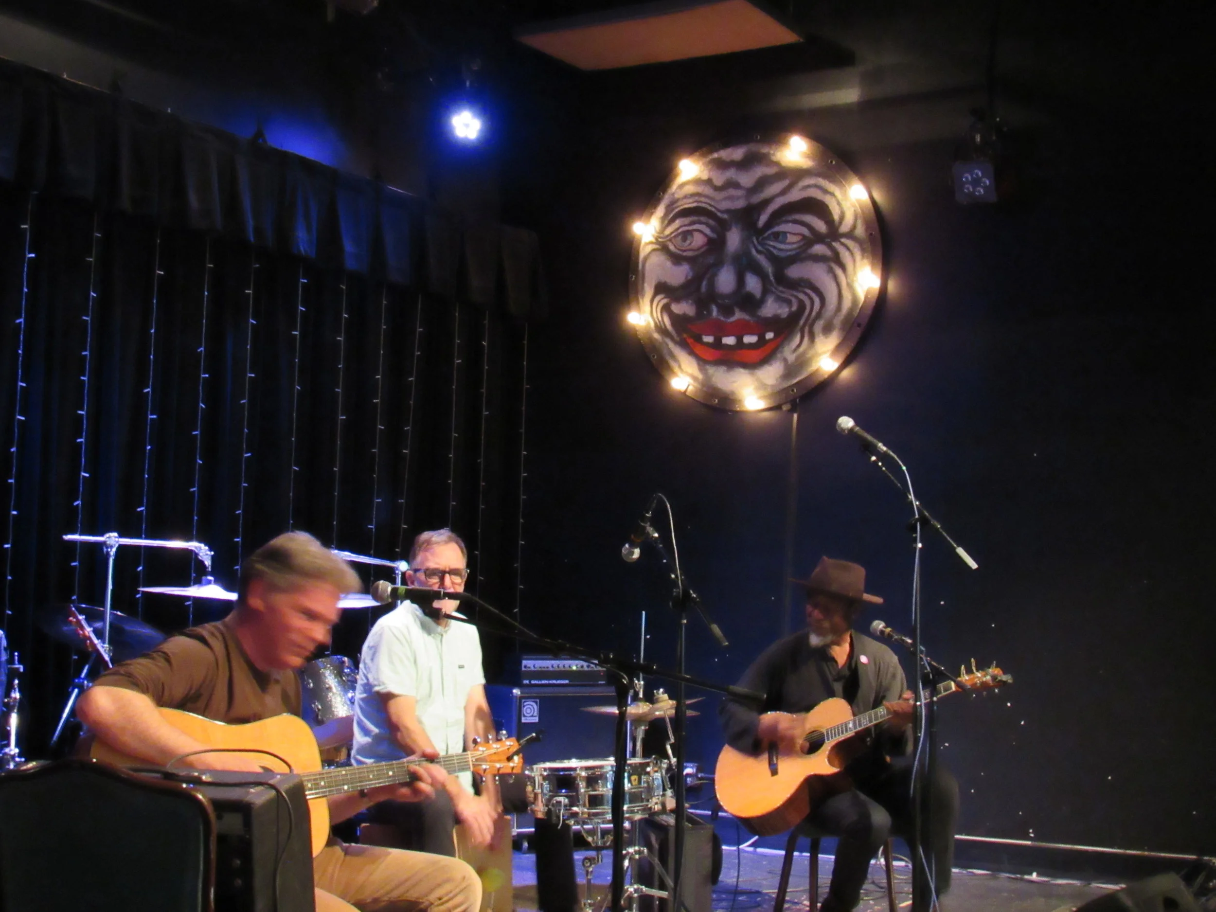  Reggie Garrett &amp; The Snakeoil Peddlers 