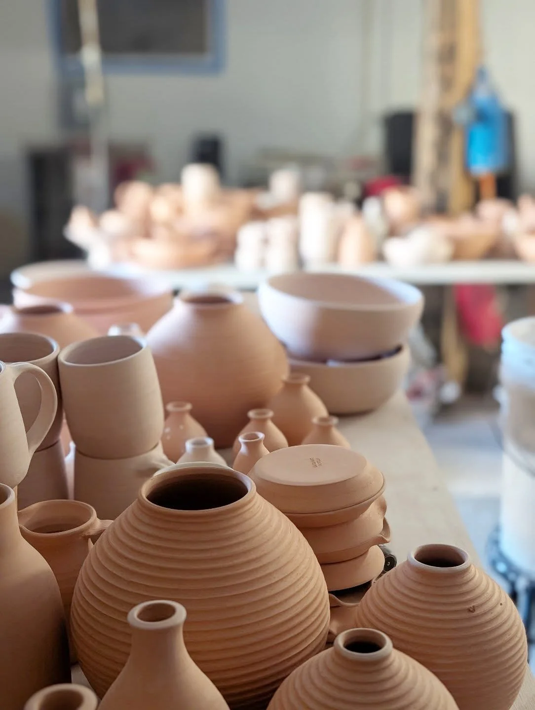 As the seasons change so do my work days.  Winter is quiet and I don't have many direct sale events so I focus on making new work.  The sun is showing up more often now and I'm feeling the pressure to pick up the pace and prepare for the movement of 