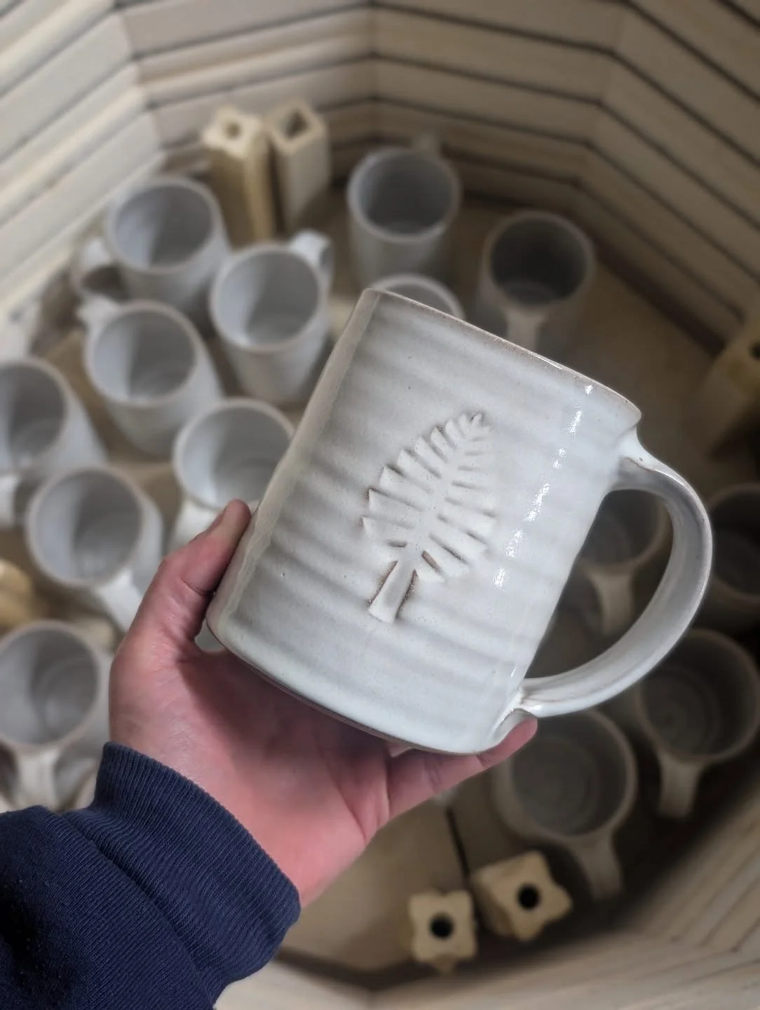 Unloading a new batch of Dartmouth mugs for @dartmouthcoop this morning. 🎓🎉