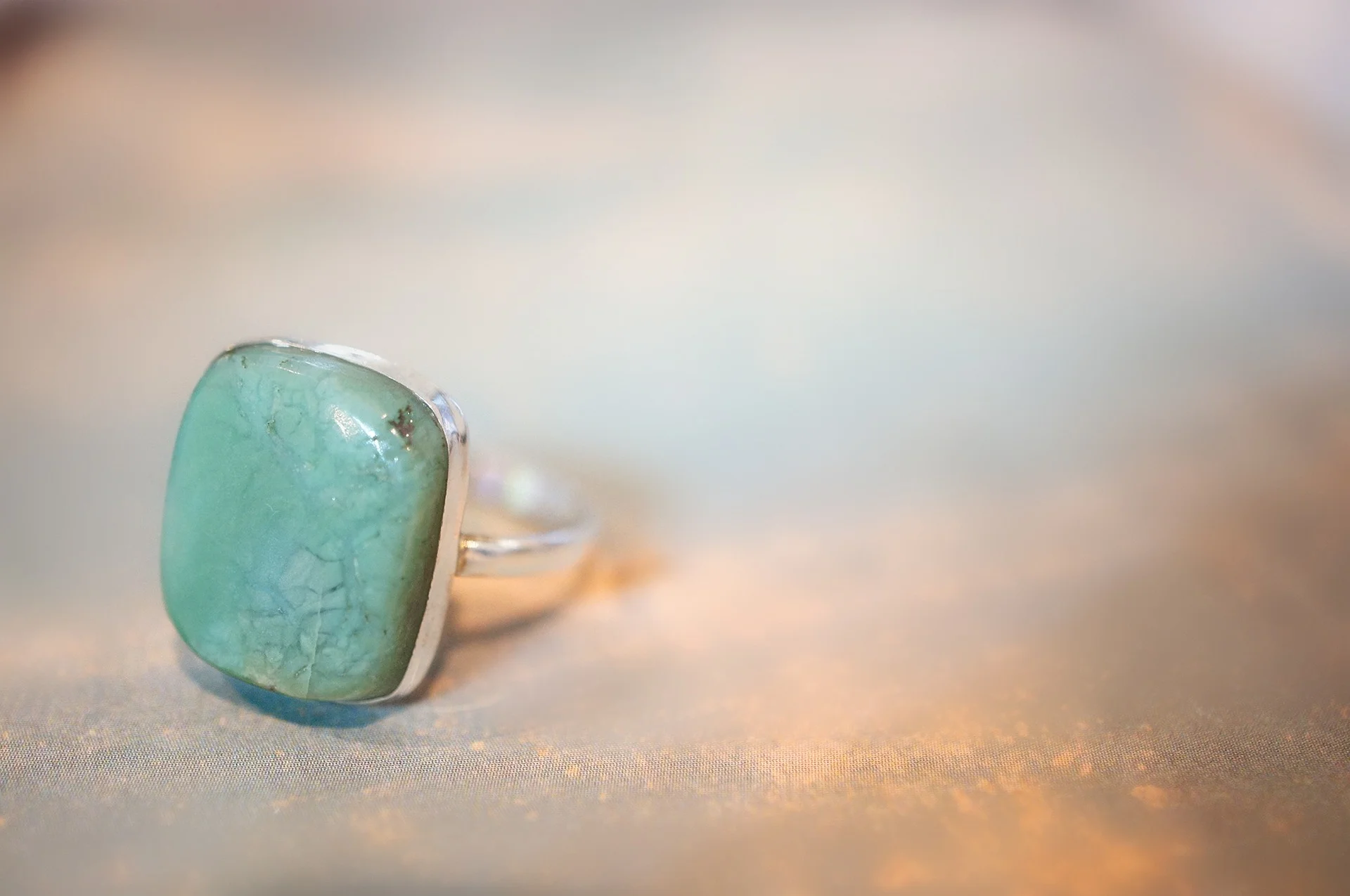 chrysoprase-665688_1920.jpg