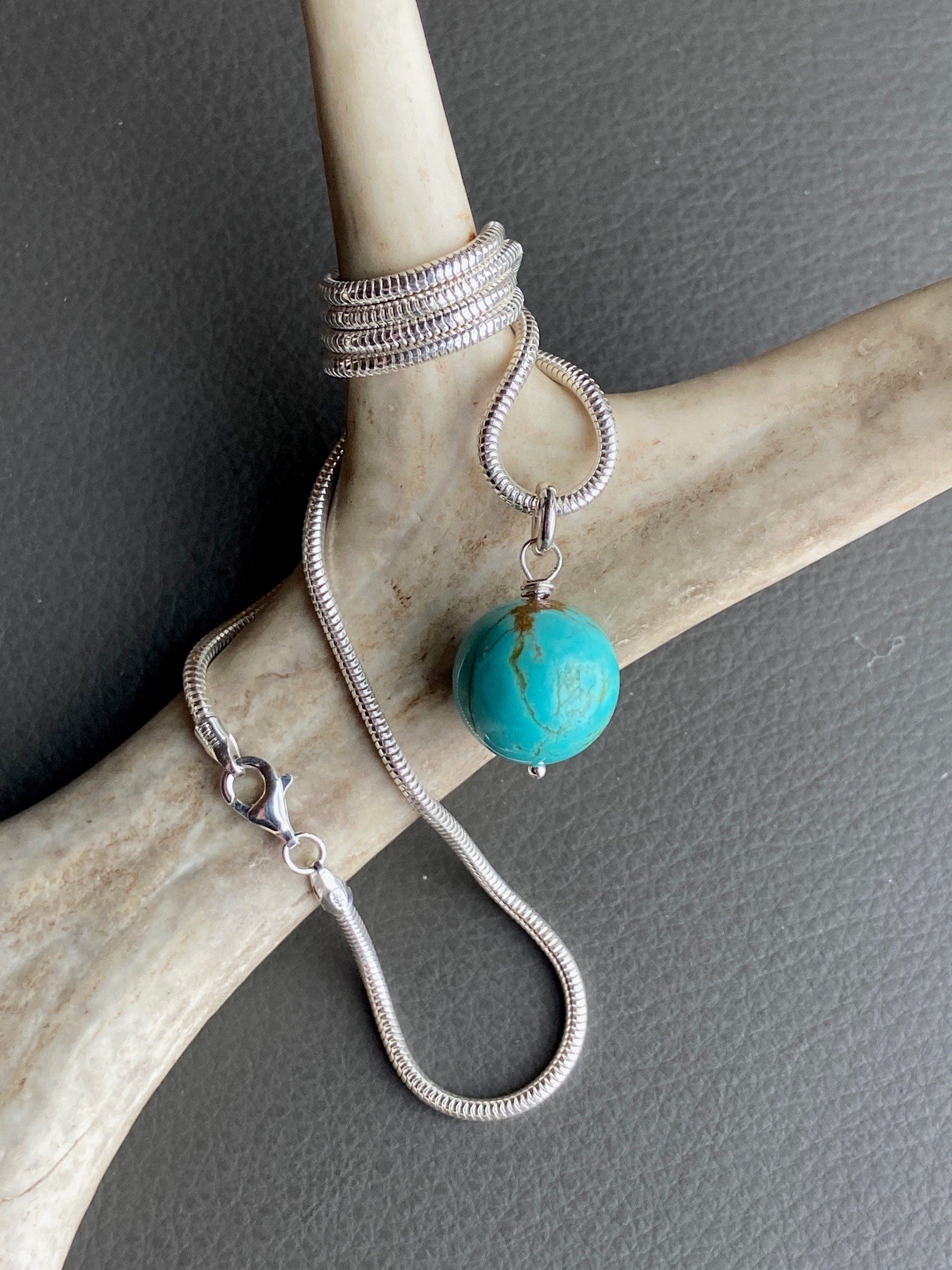 dailyadorn 14mm #8 pendant.jpg