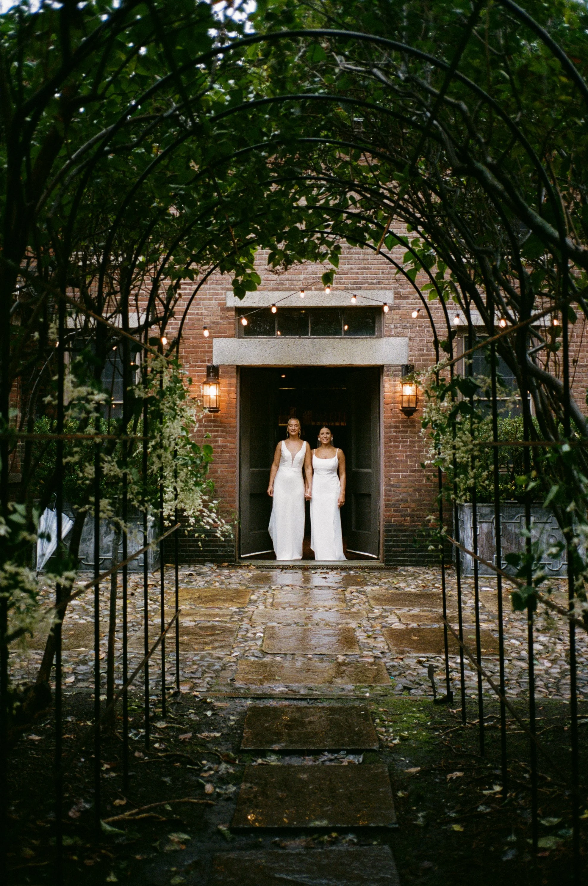 Kate+Sophie_Preview-44.jpg