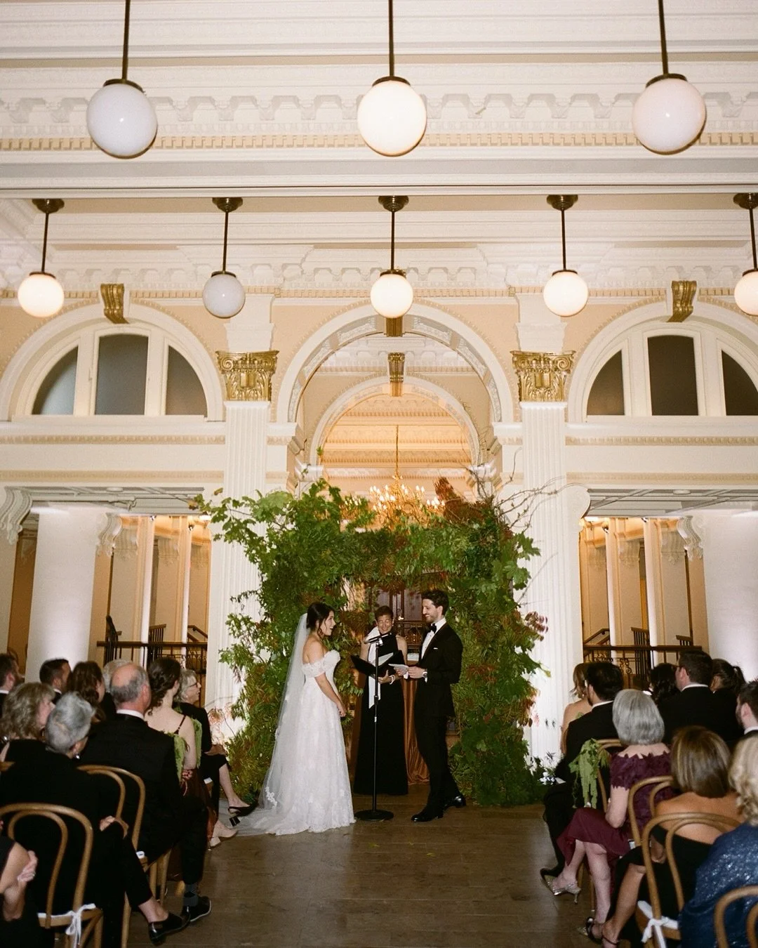 Happy first anniversary to these two lovebirds! A favorite from last season, it&rsquo;s hard to believe it&rsquo;s already been a year since this insanely beautiful day at the Providence Public Library. Just the right combination of impeccable planni