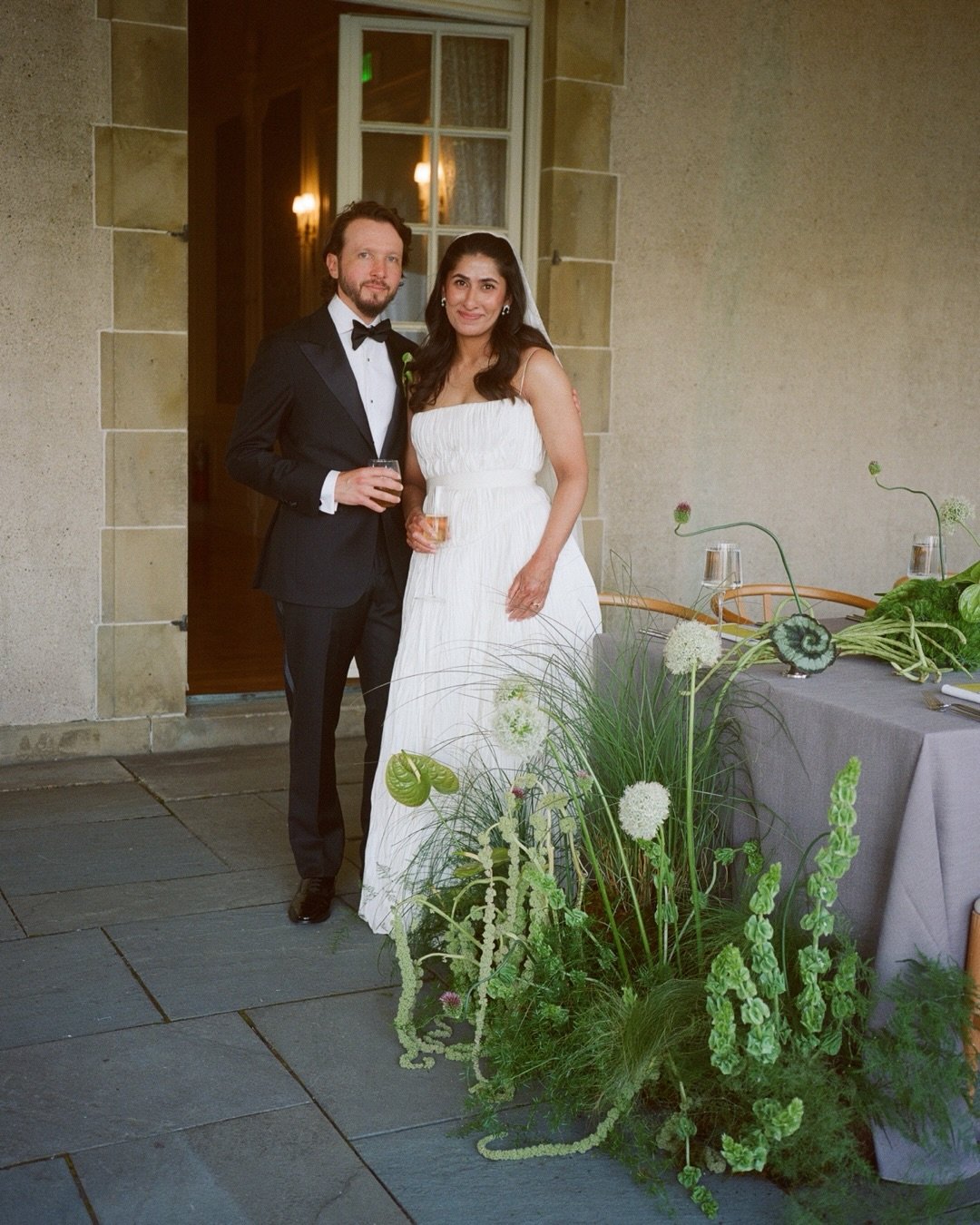 It feels so good to get back into wedding season at the height of springtime with Mariya and Luke&rsquo;s wedding last week at the always lovely Glen Manor. It feels like we&rsquo;ve known these two for ever at this point: we met up for an engagement