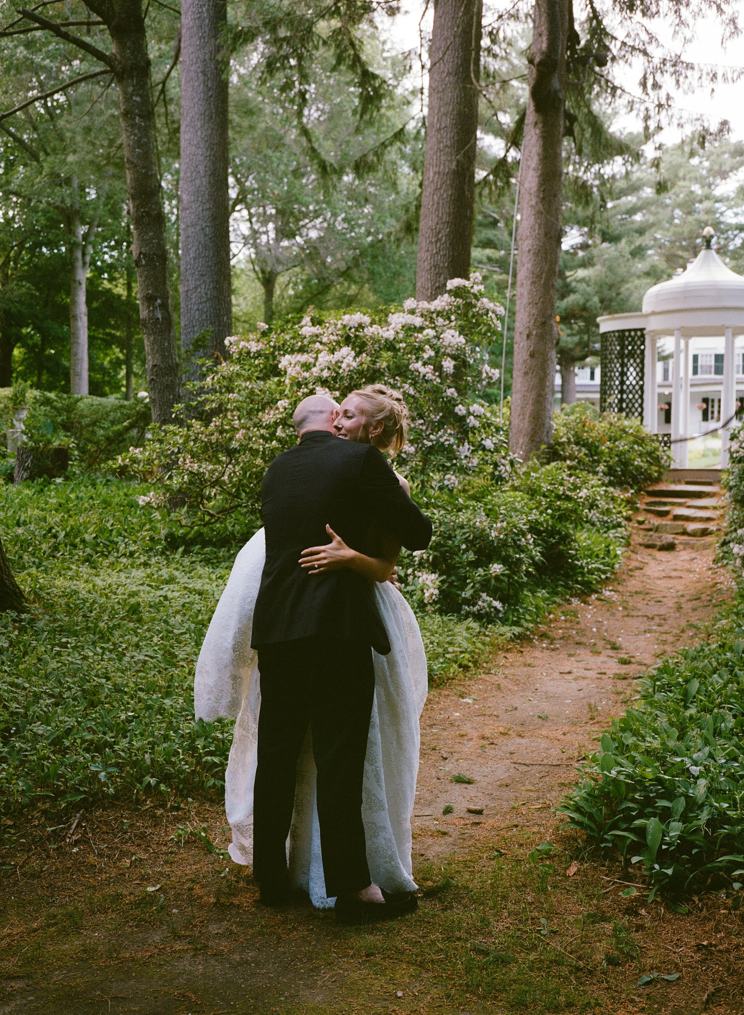 0010_Jenna&Mike_Preview.jpg