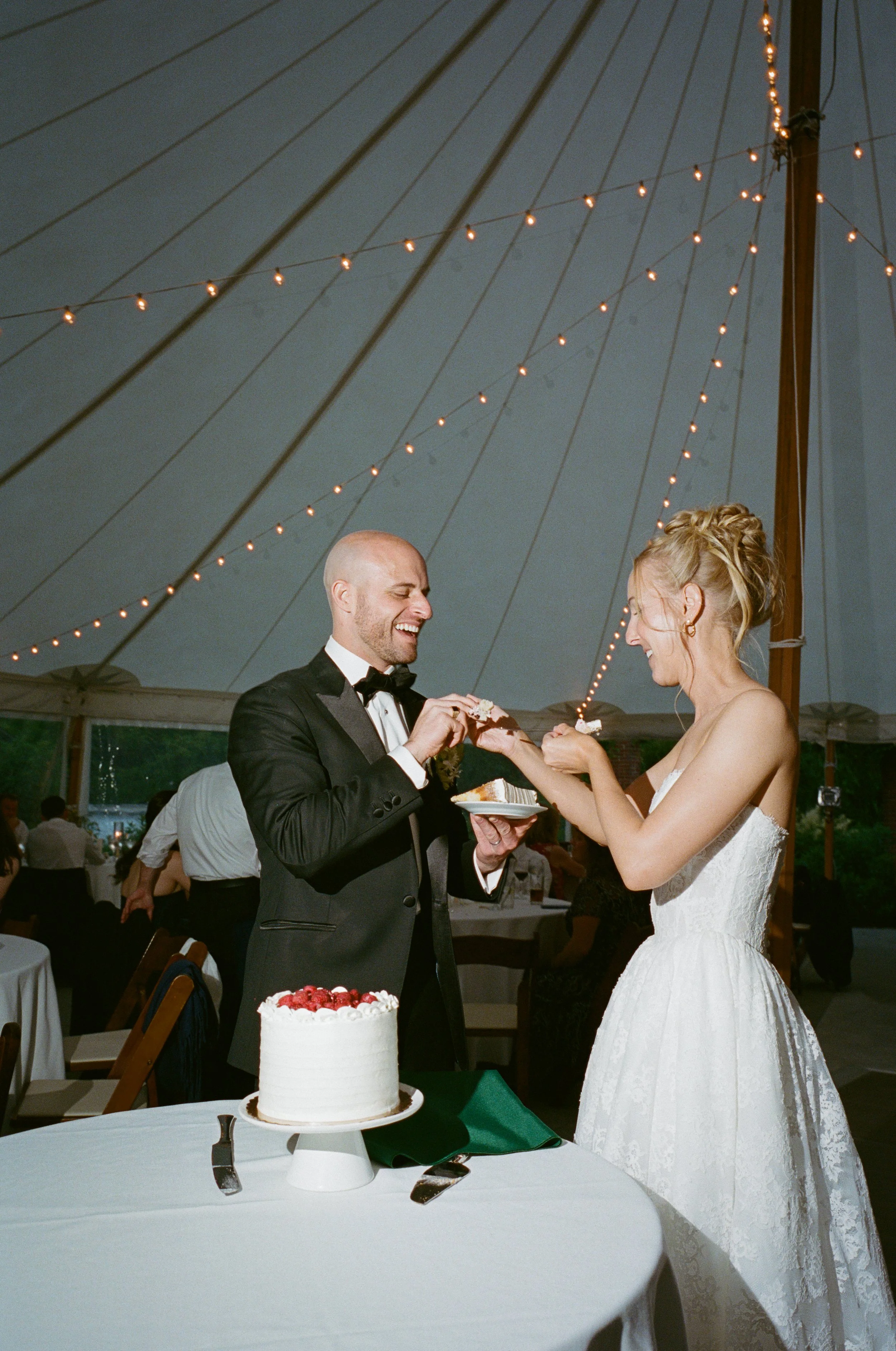 0061_Jenna&Mike_Preview.jpg