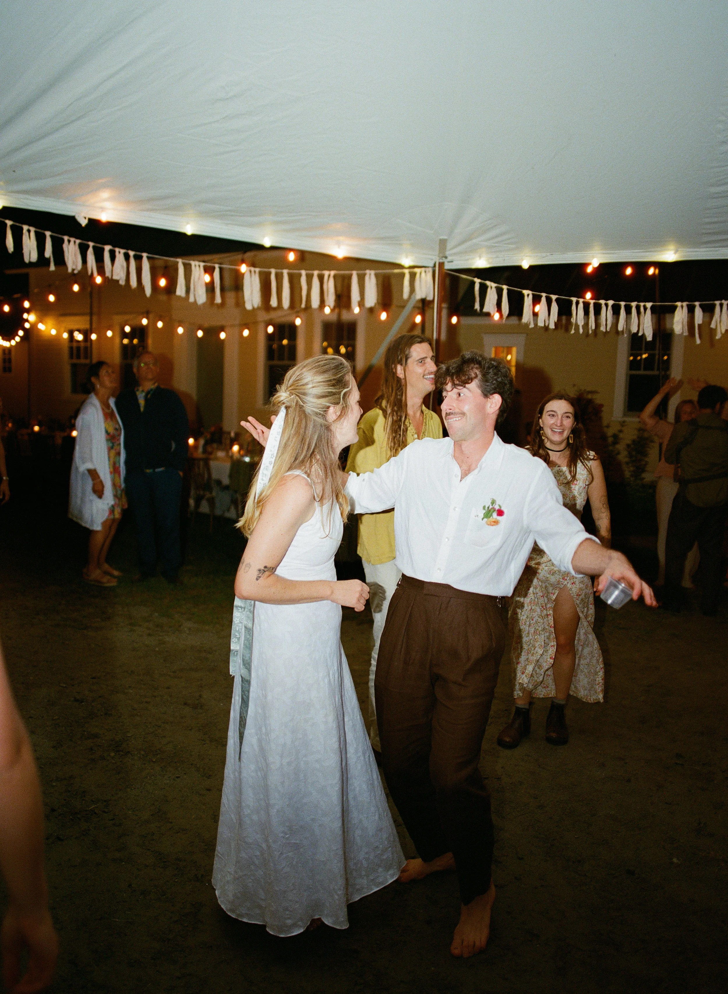 0088_Katie&IzzyPreview.jpg