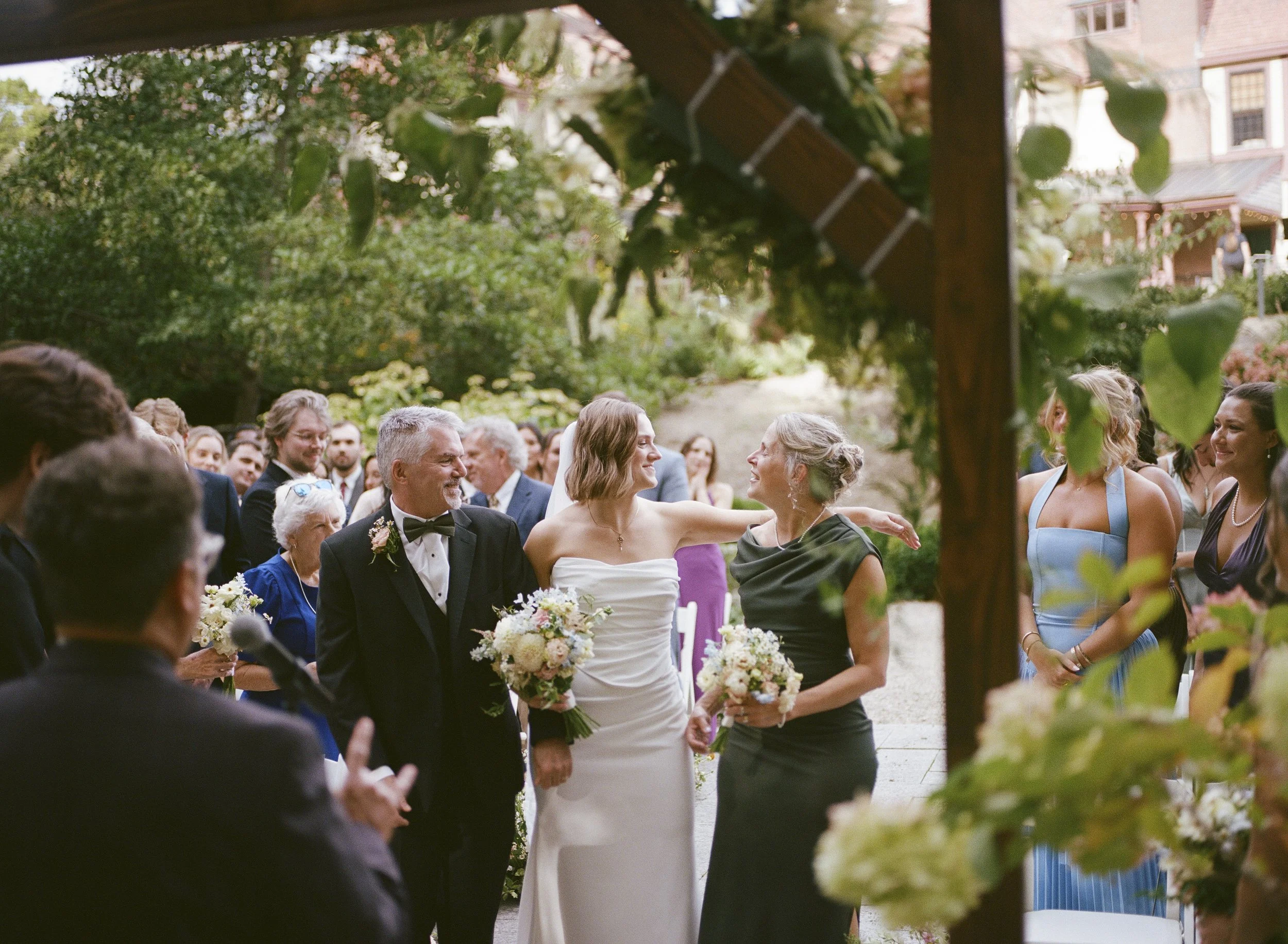 0044_Clare+Sean_Preview.jpg