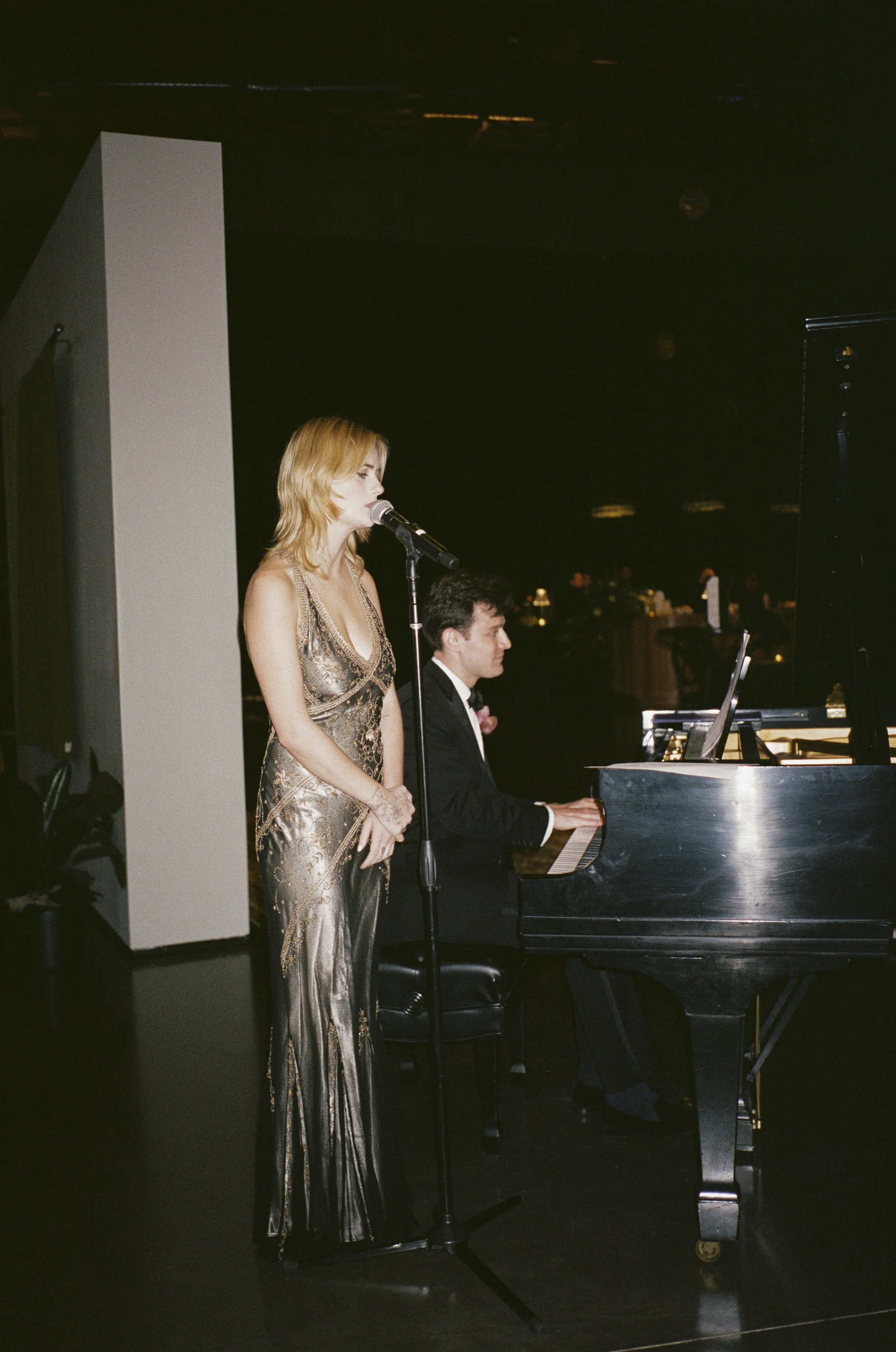 0031_Lindsay&ZacharyPreview.jpg