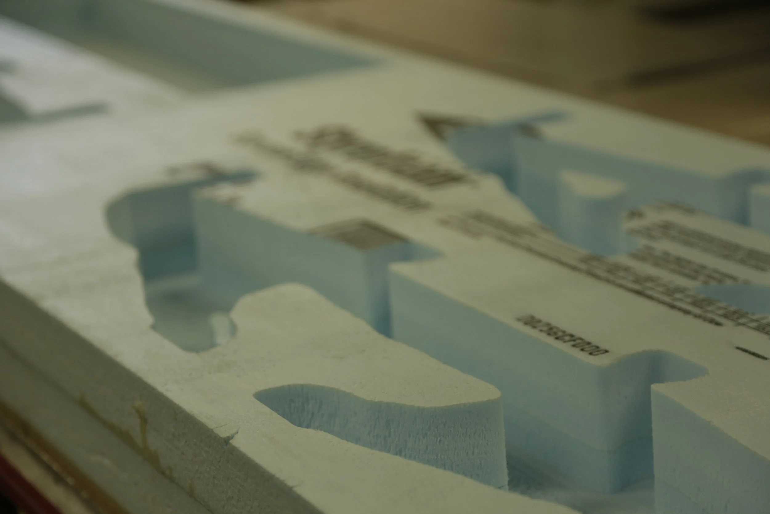  To make the highly non-linear concrete molds, we used a 3-axis CNC milling machine to carve the formworks out of structural styrofoam. 