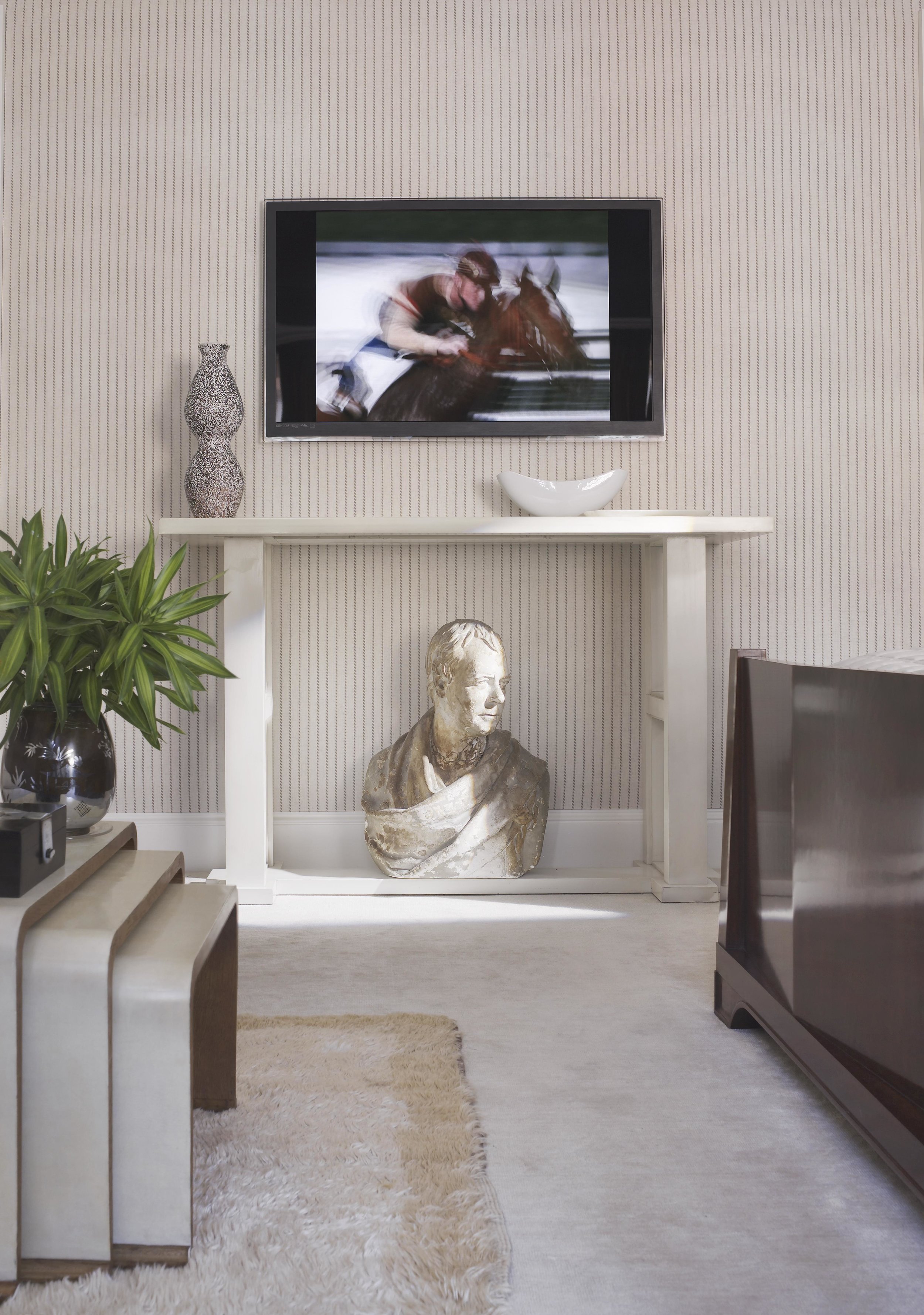 Kleinberg master bedroom.JPG