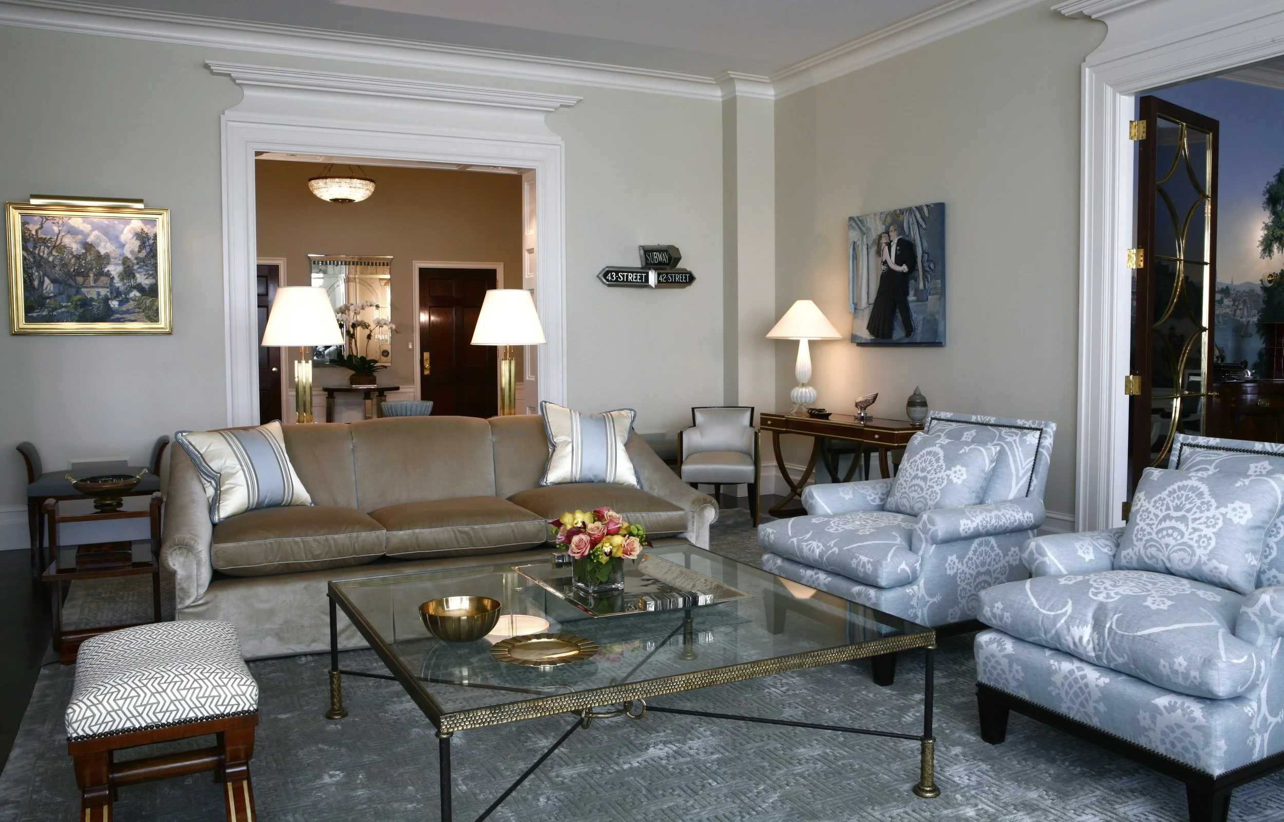 Livingroom1393.jpg