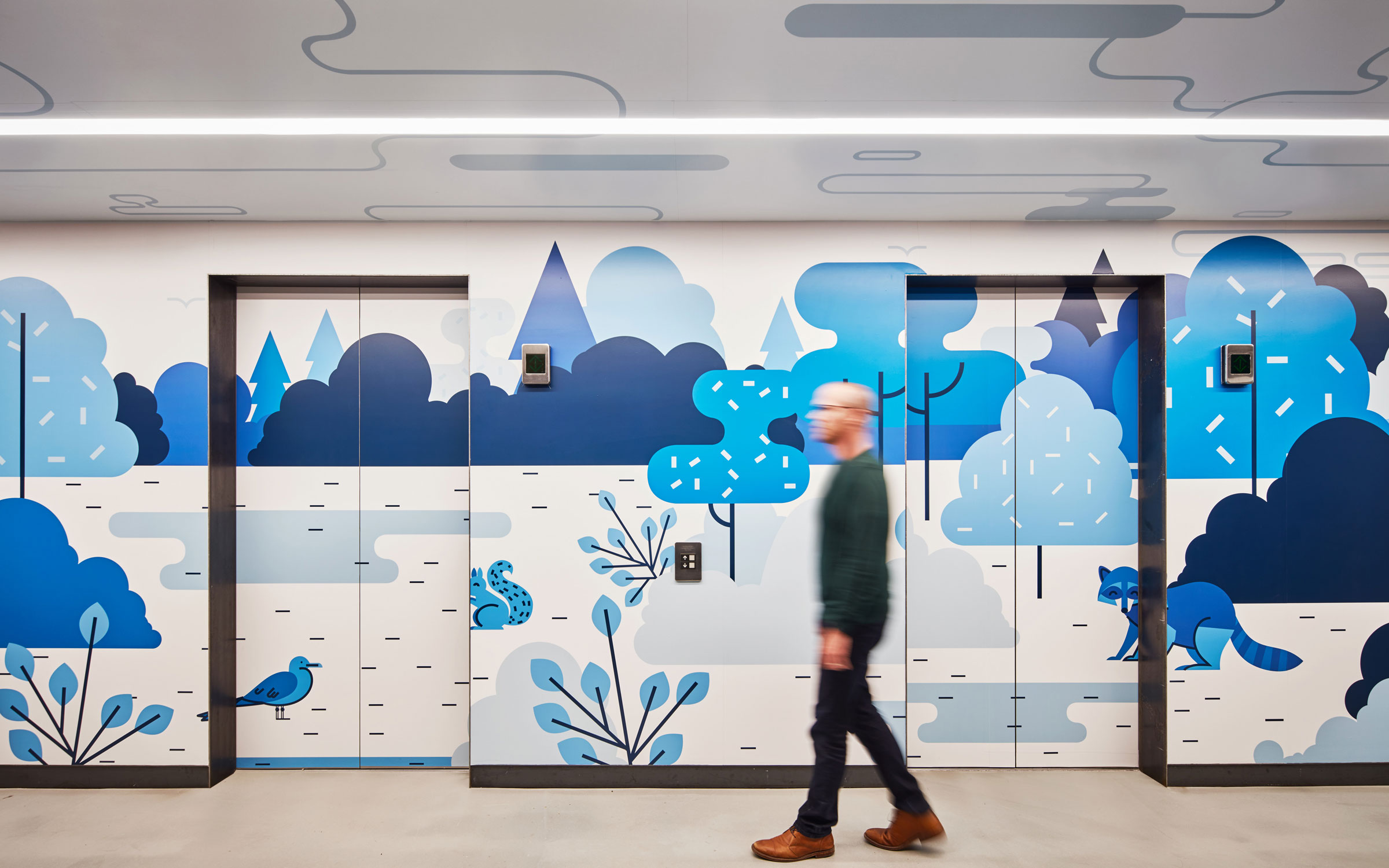As part of LinkedIn’s Chicago office expansion, a comprehensive environmental graphic design package was developed to celebrate the history of ingenuity and invention associated with this great city, while maintaining a visual buzz and vibrancy that LinkedIn offices are renowned for around the world.