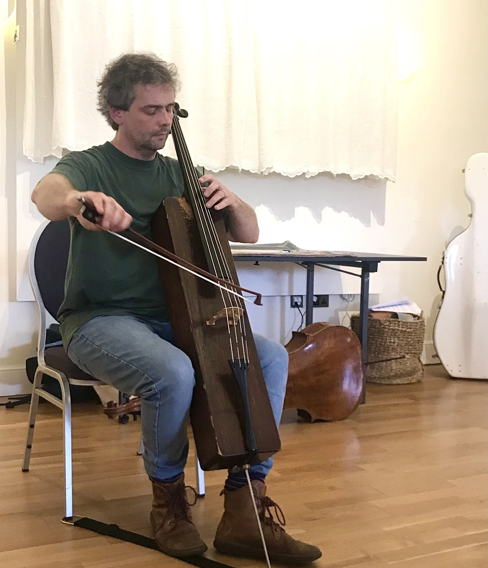 WE Hill Holiday (Trench) Cello