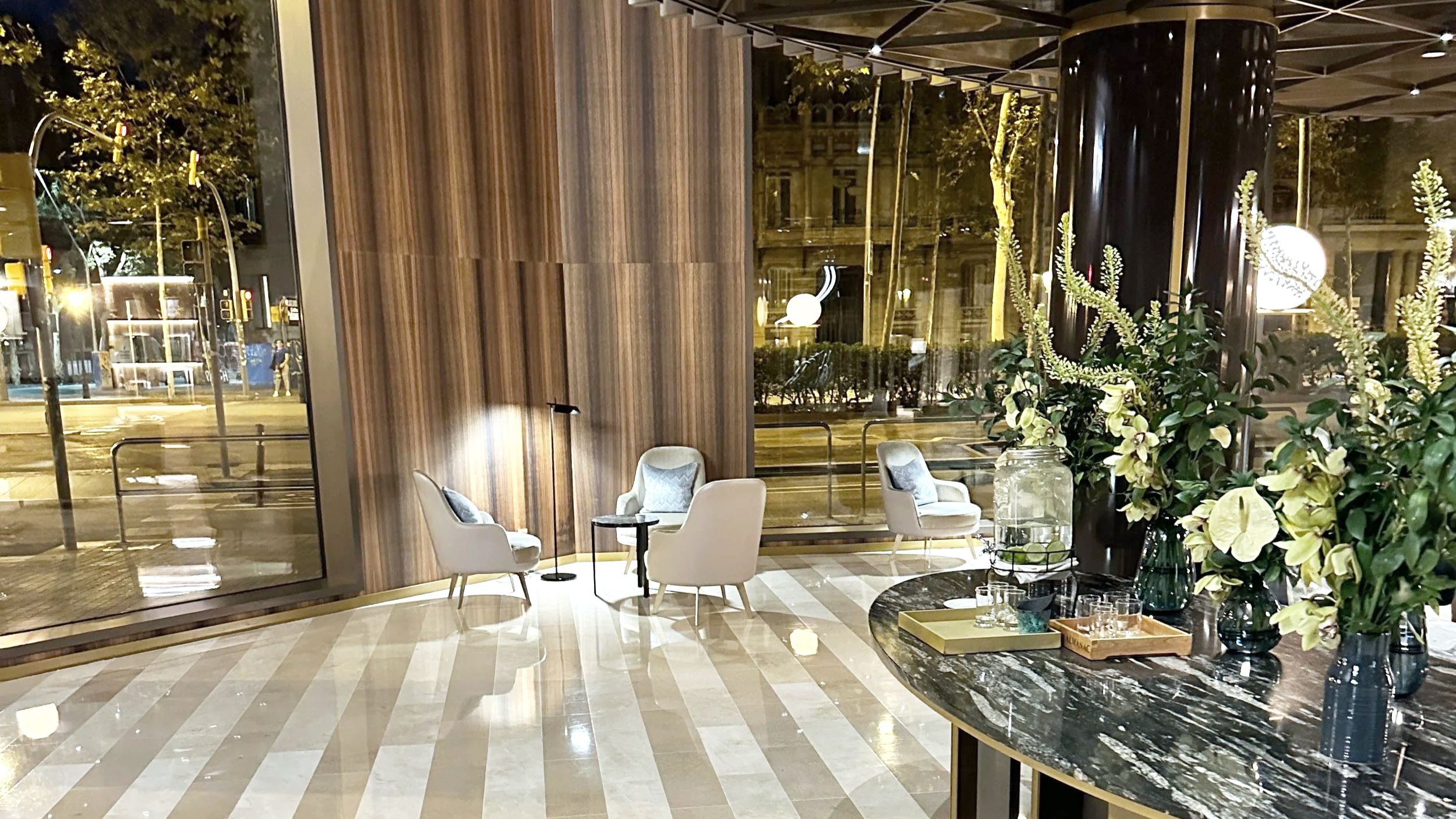 Lobby - Almanac Barcelona Review 2026